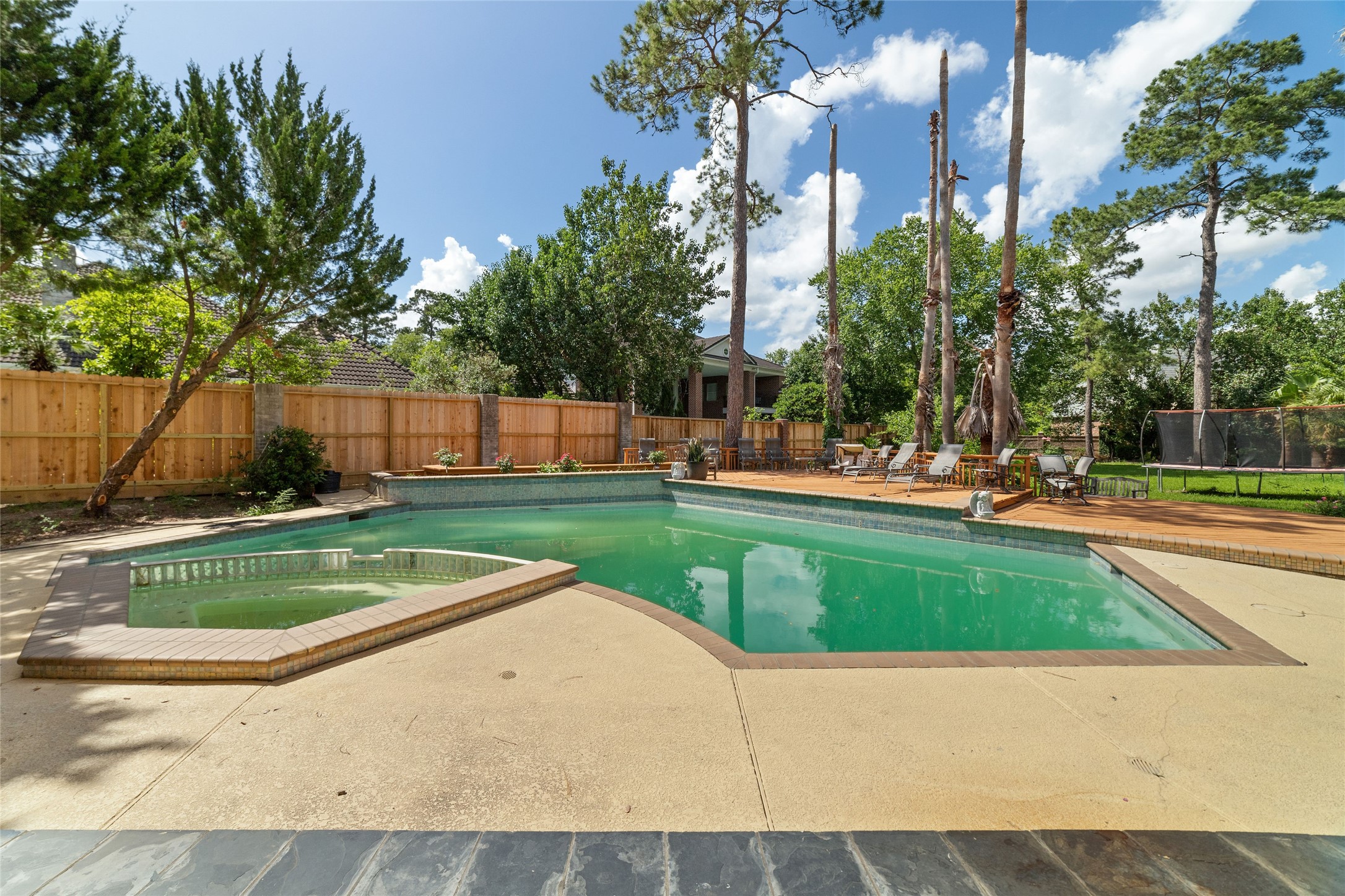 2814 Cedar Woods Place Property Photo 46