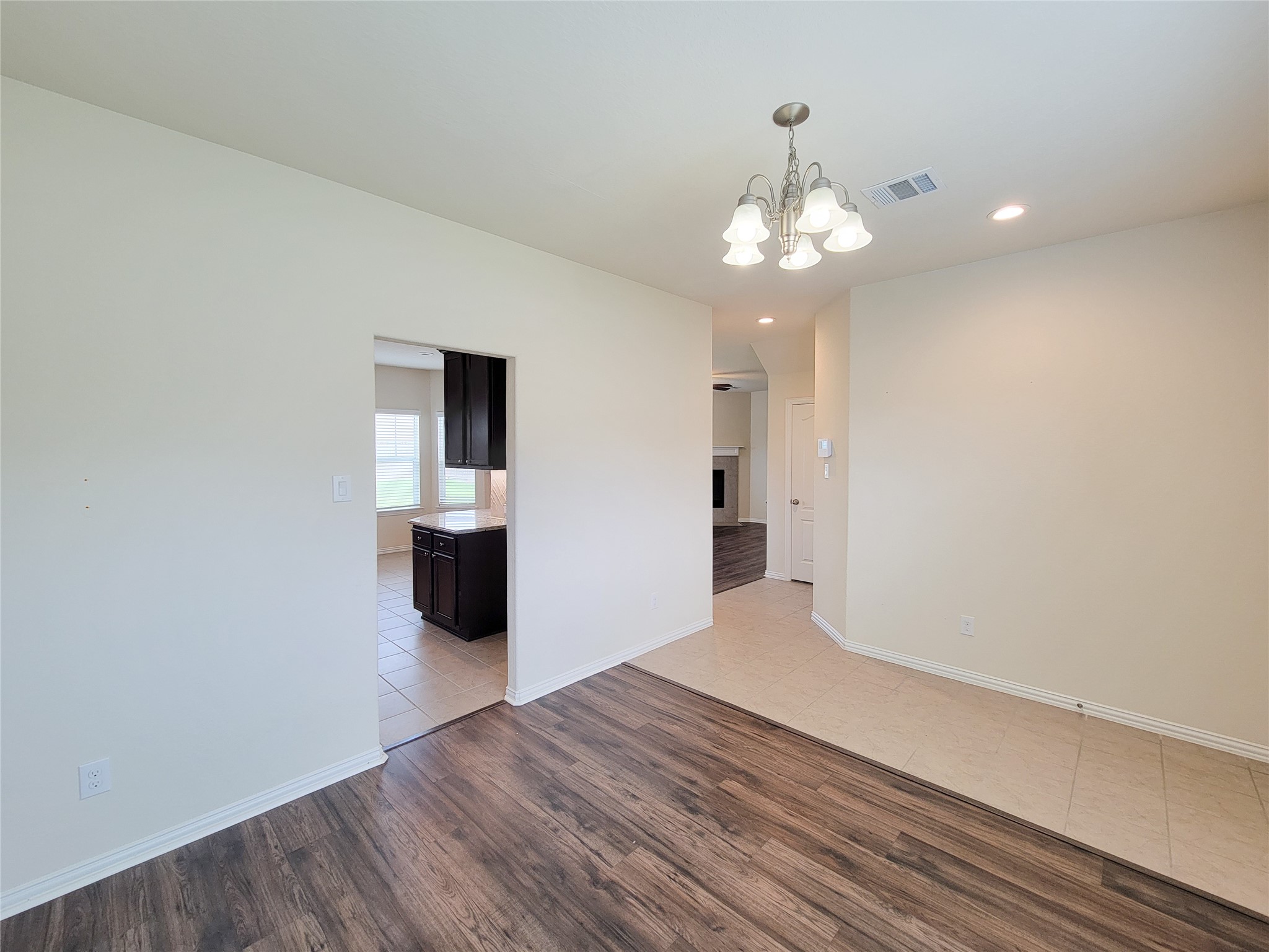 5106 Eagle Falls Lane Property Photo 4