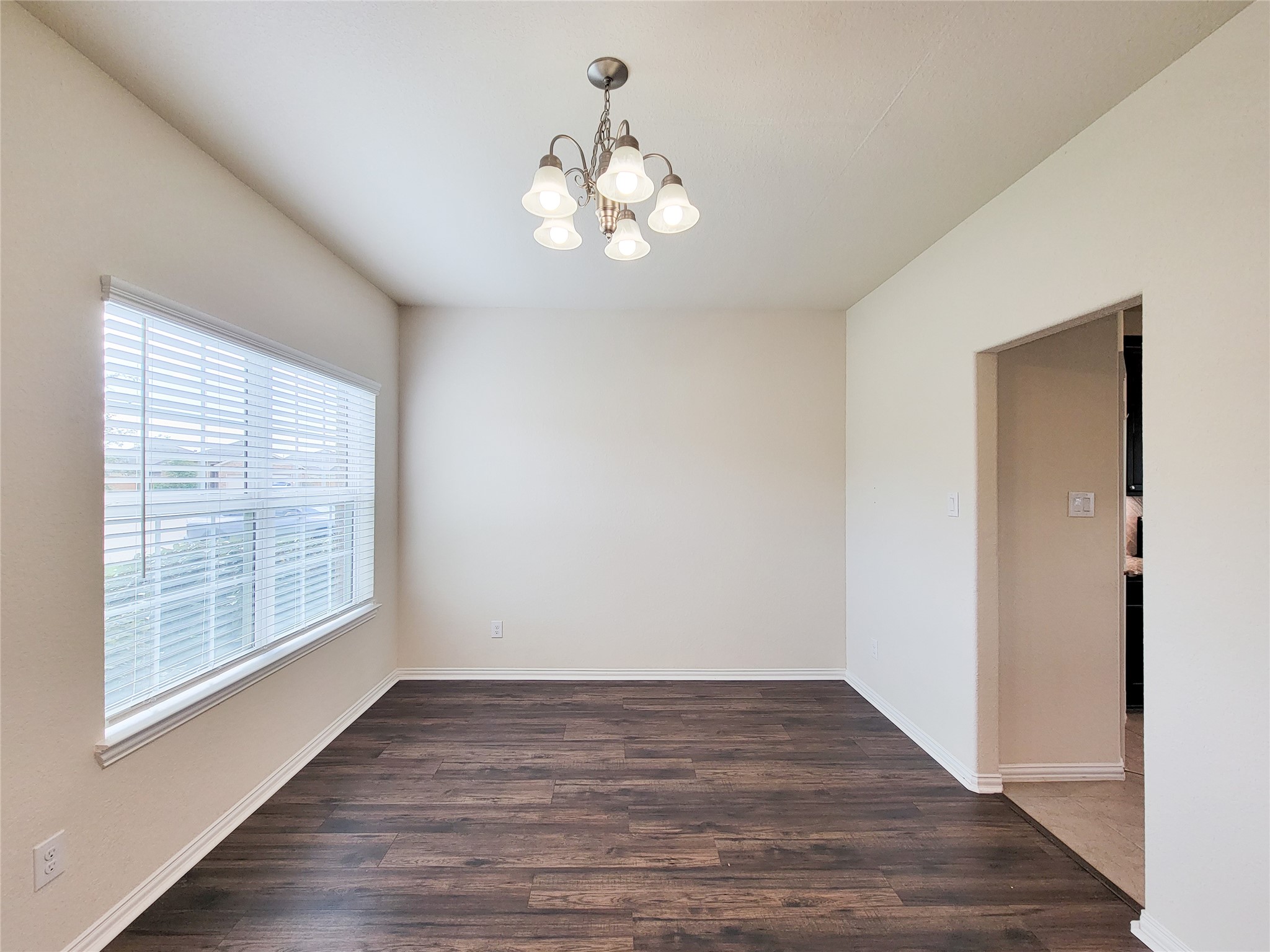 5106 Eagle Falls Lane Property Photo 6