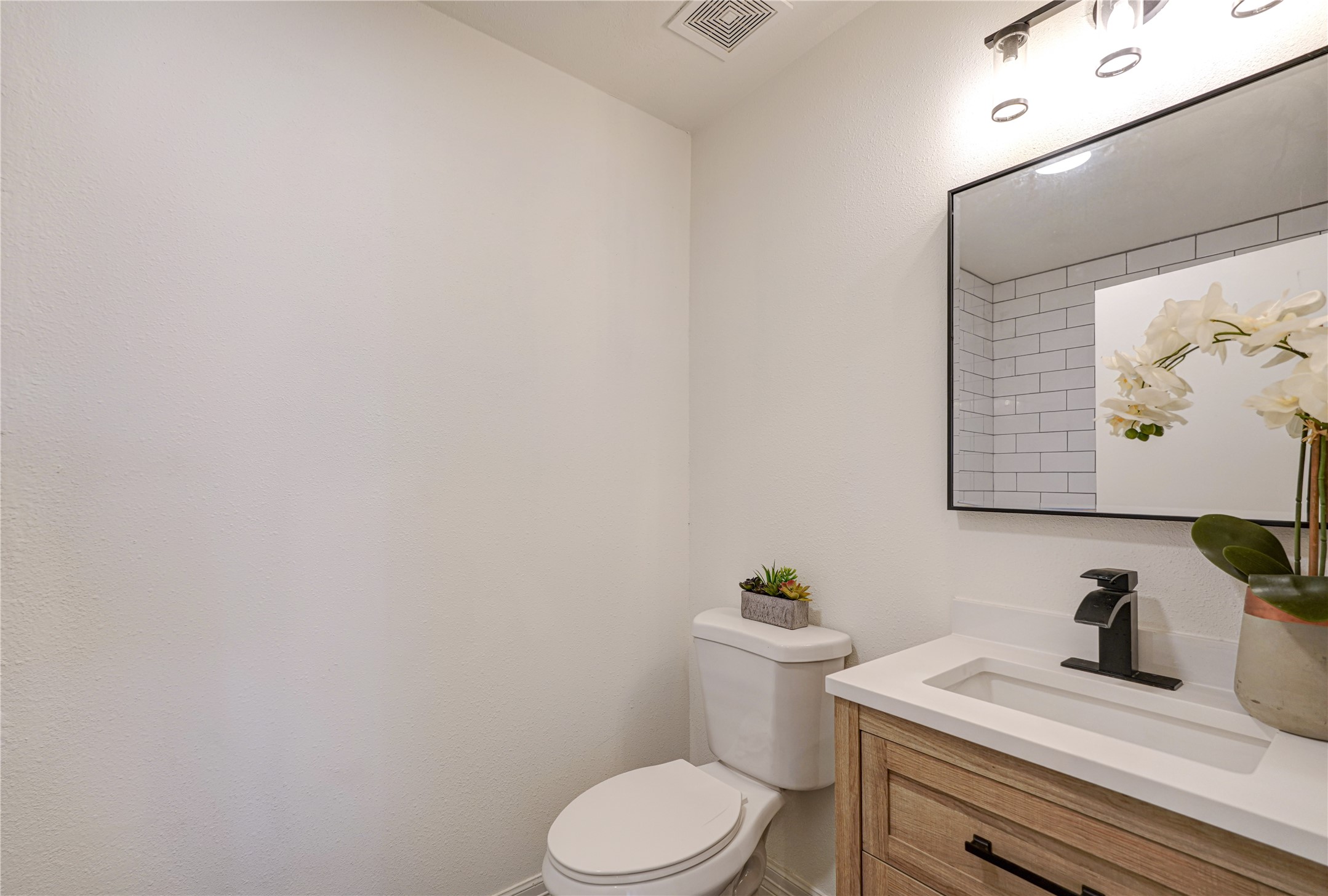 1319 Elm Street Property Photo 40