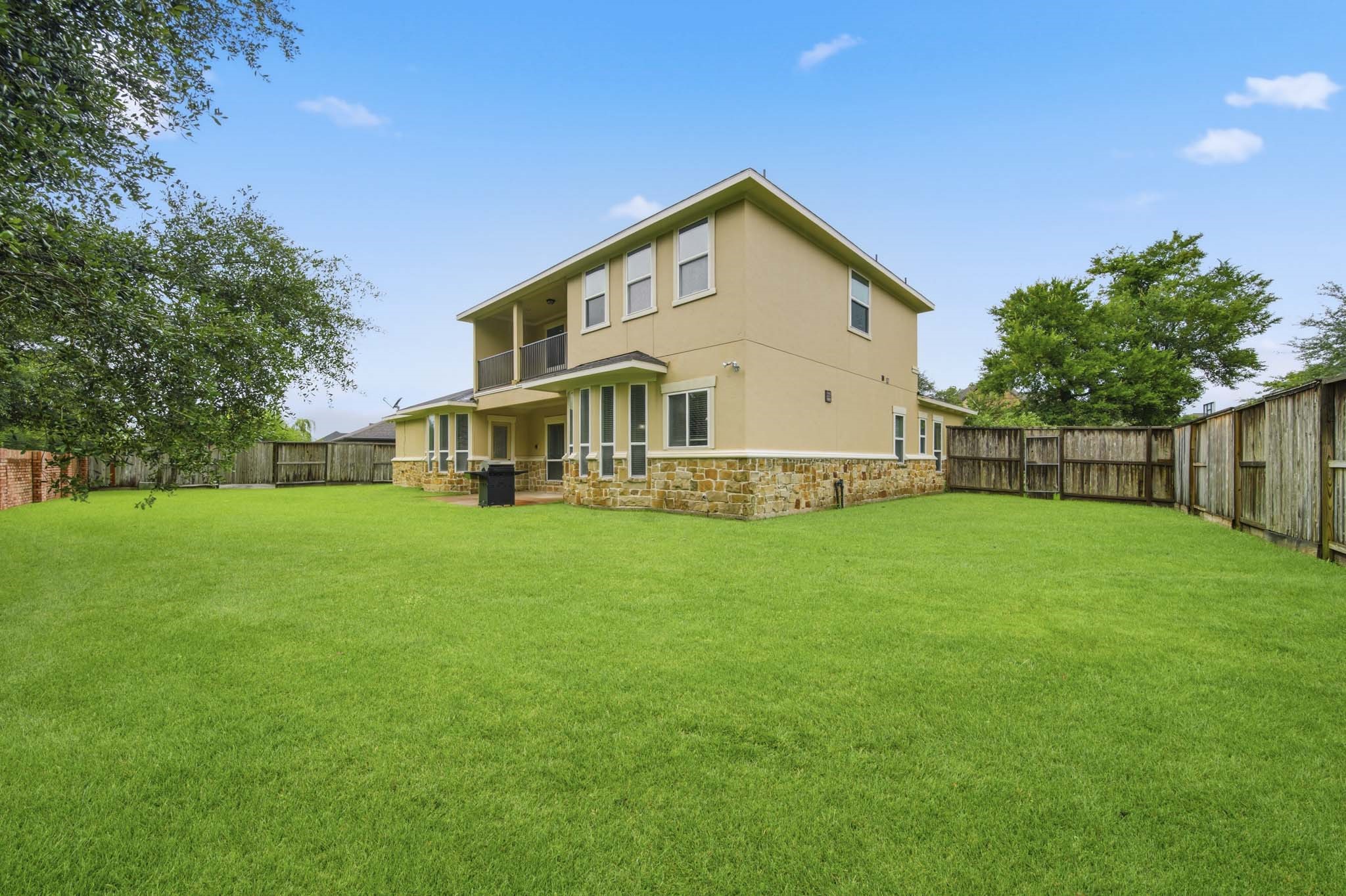 33 Combwell Garden Property Photo 45