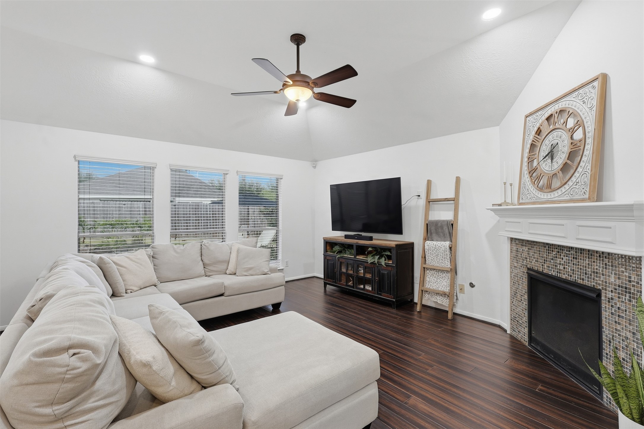 3203 Cactus Heights Lane Property Photo 14