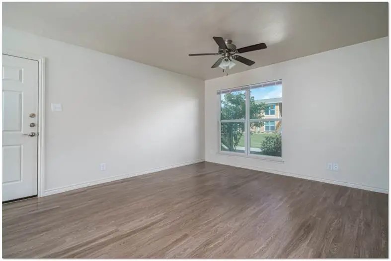 200 Avenue A Property Photo 12