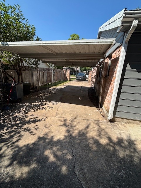 10915 Ella Lee Lane Property Photo 6