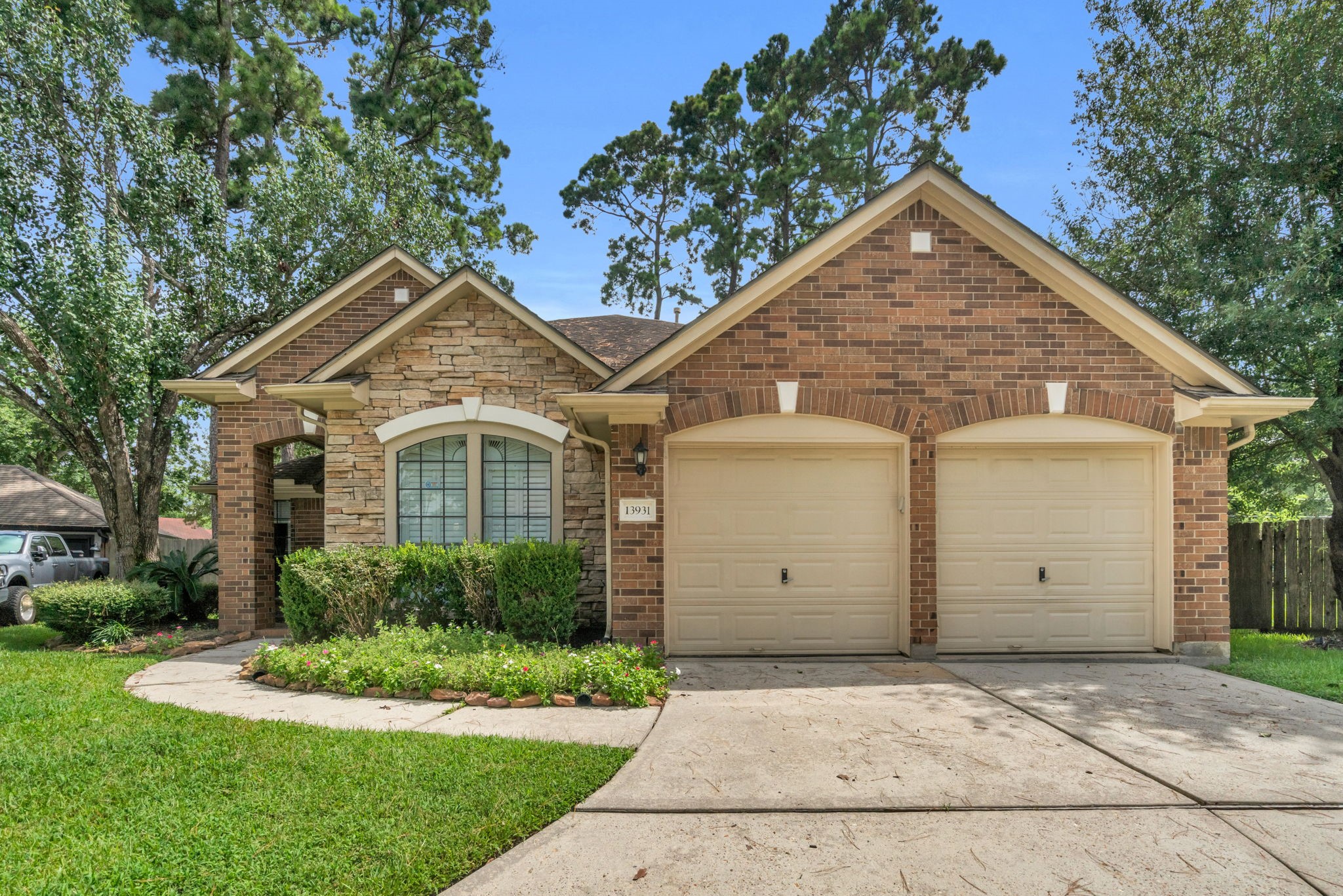 13931 Carrington Lane Property Photo 1