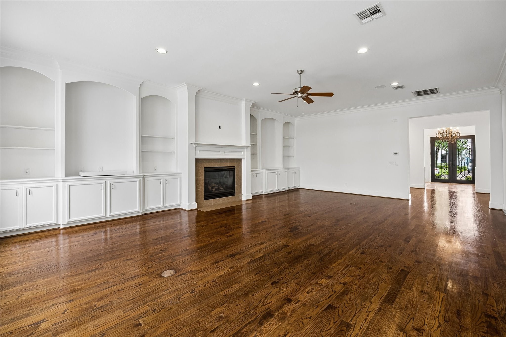 3618 Bellefontaine Street Property Photo 13