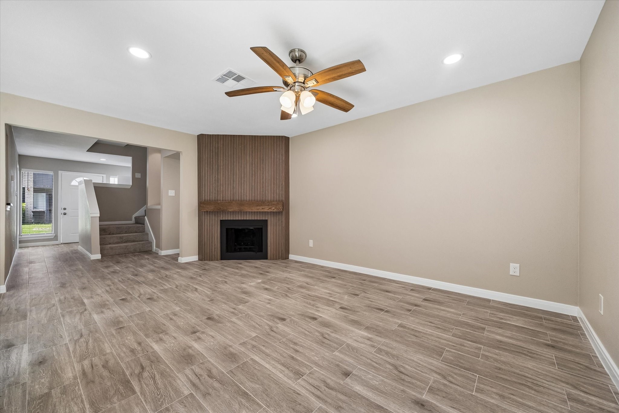 9007 Imogene Street Property Photo 2