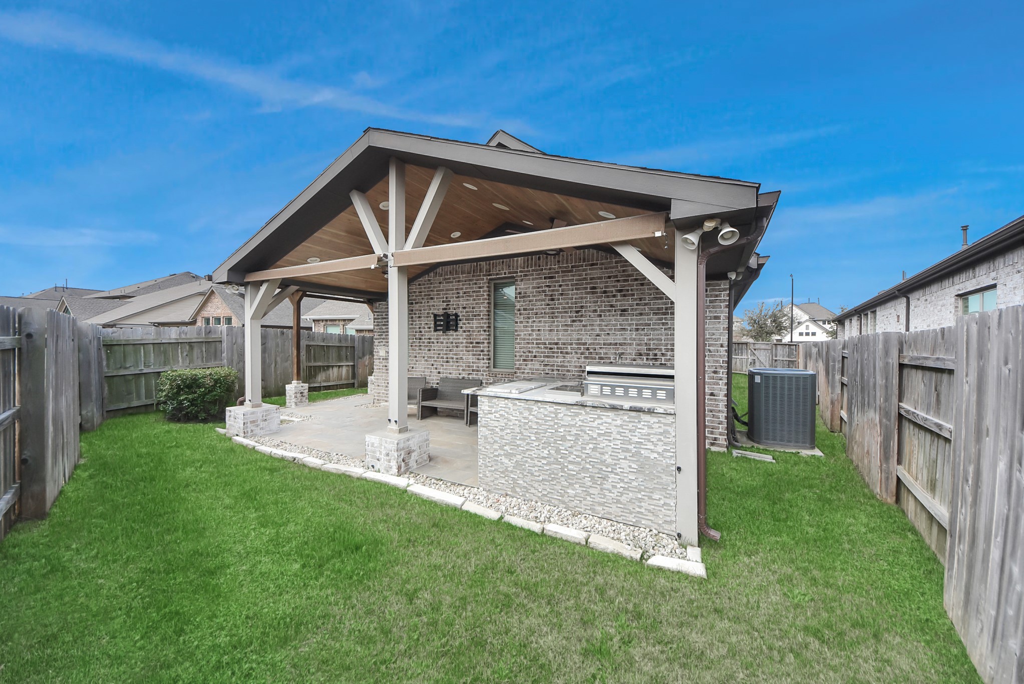 6110 Dovetail Cliff Court Property Photo 18