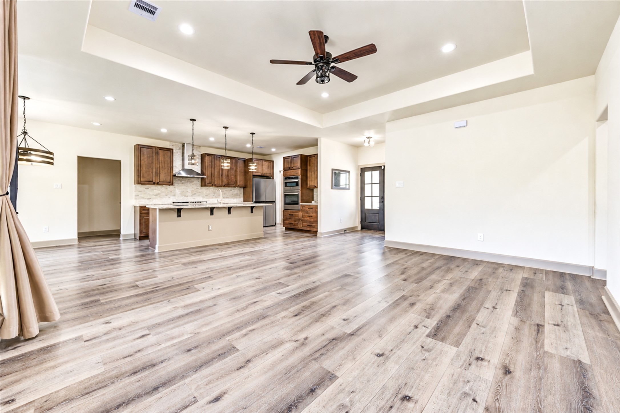 101 Hillsborough Drive W Property Photo 14