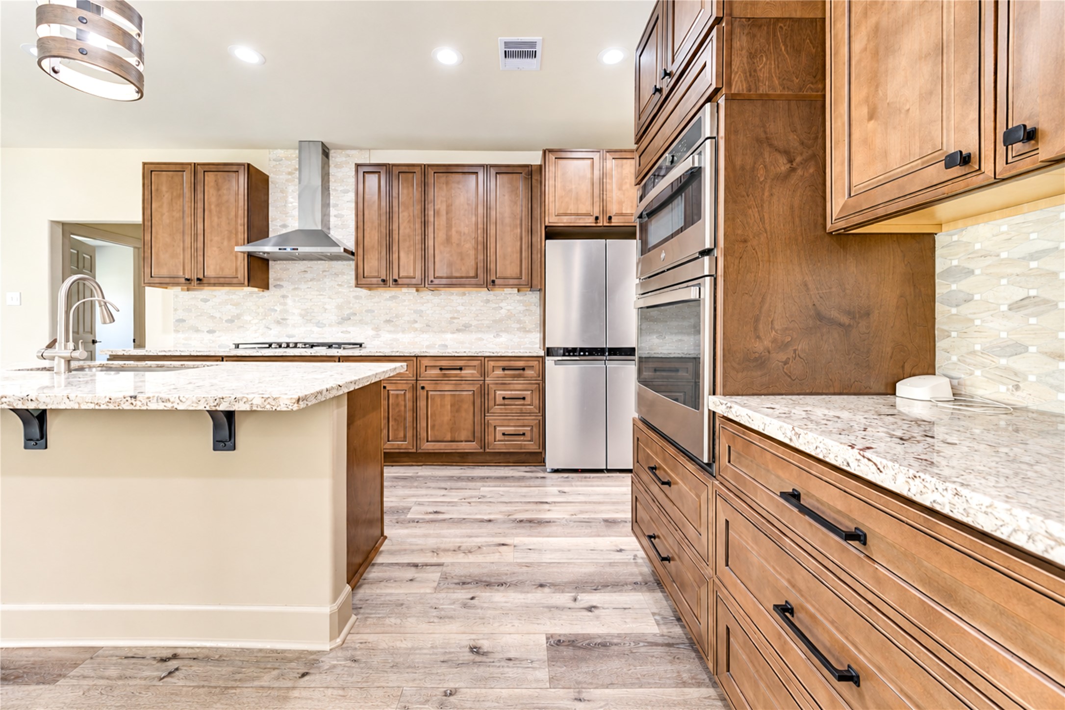 101 Hillsborough Drive W Property Photo 18