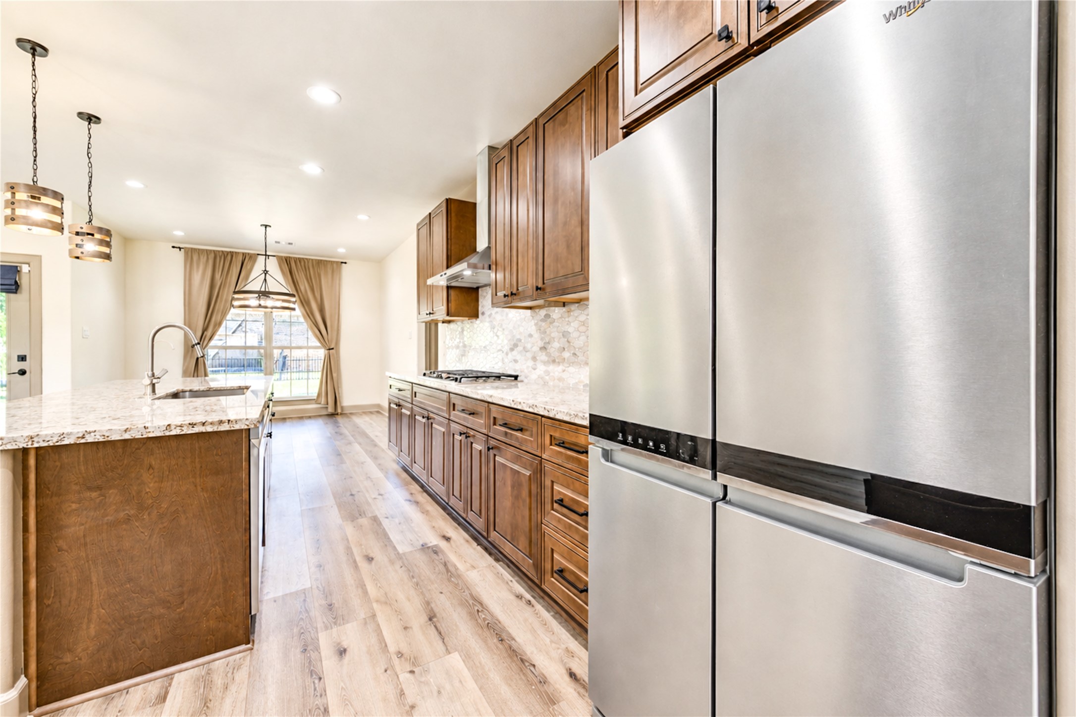 101 Hillsborough Drive W Property Photo 25