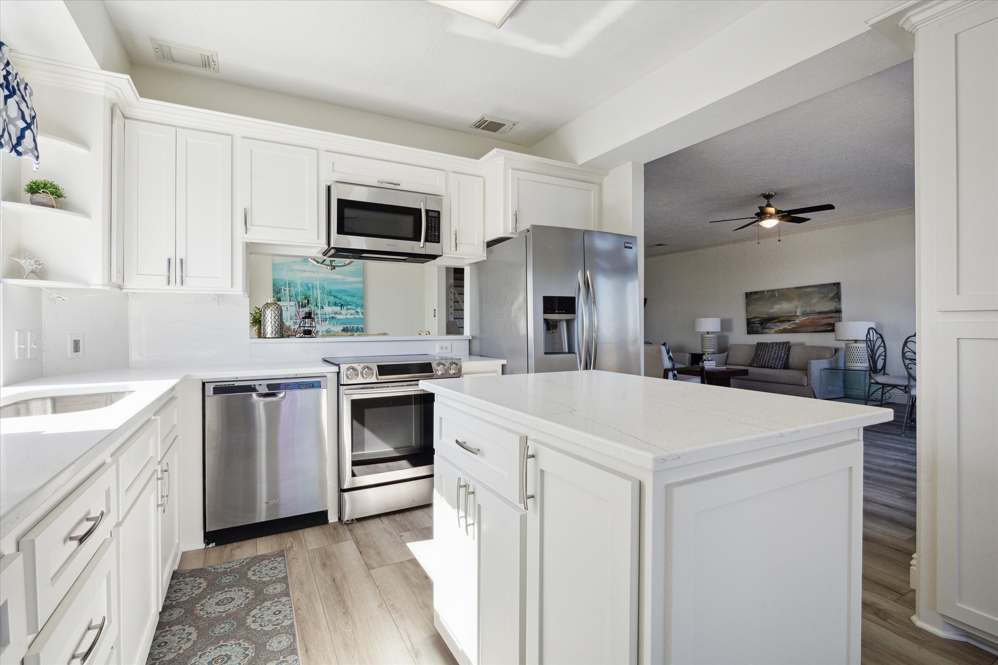 210 Easterly Property Photo 6