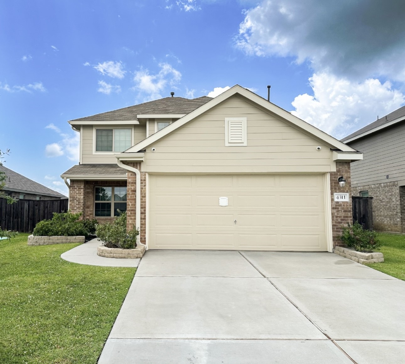4311 Sand Pebble Lane Property Photo 1