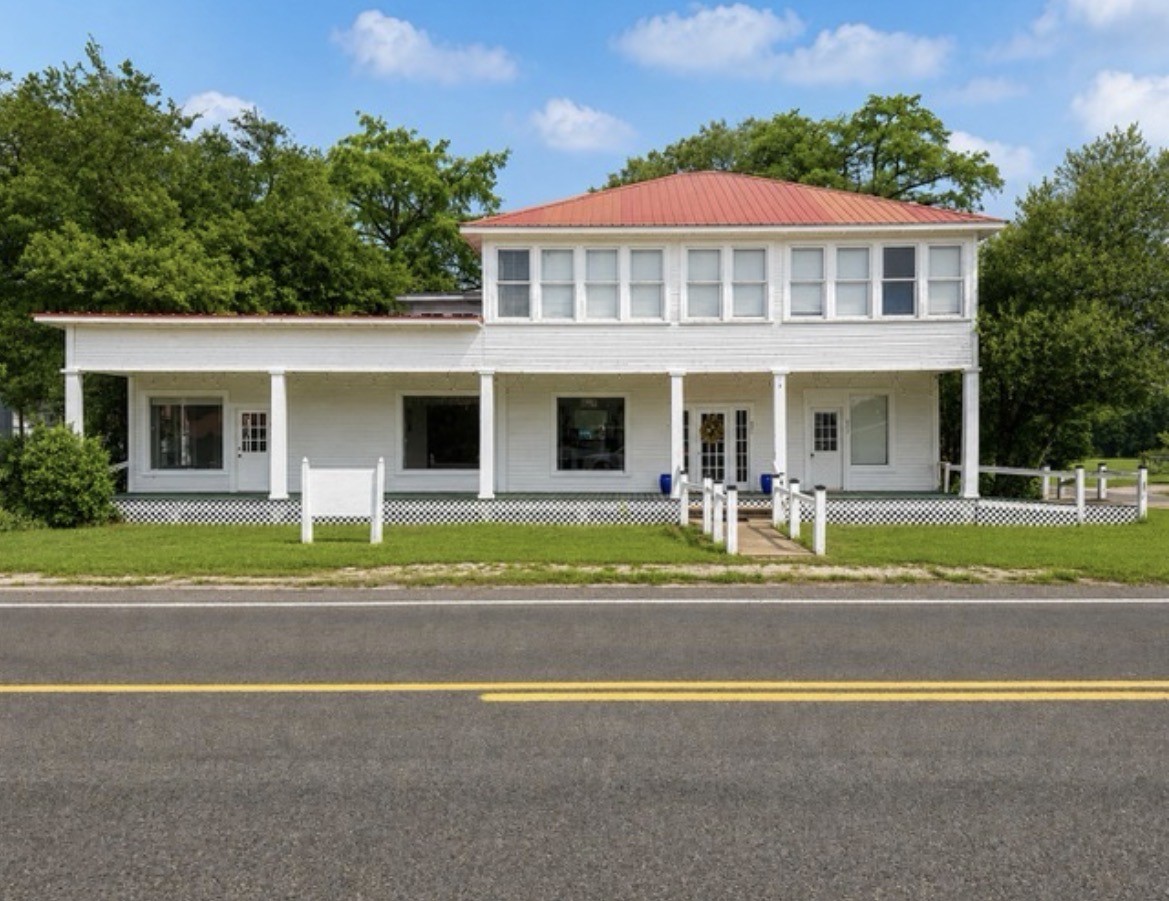 895 Tx State Highway 62 Property Photo 1