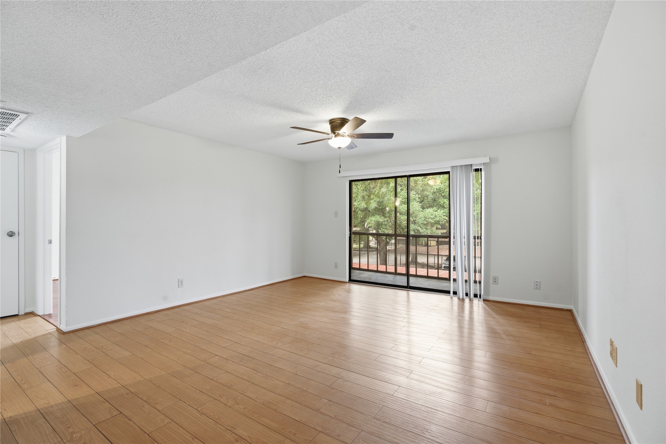 10110 Forum West Dr 321 Property Photo 1