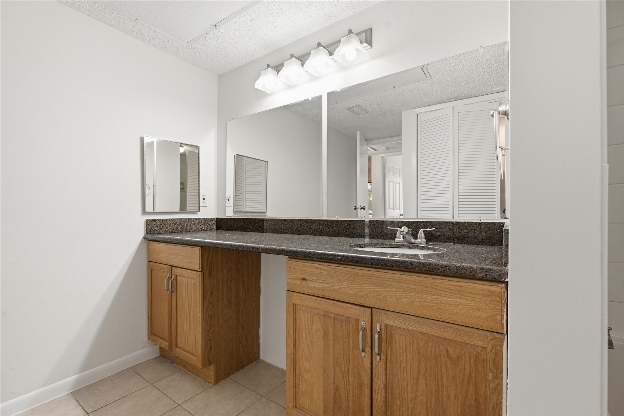 10110 Forum West Dr 321 Property Photo 17