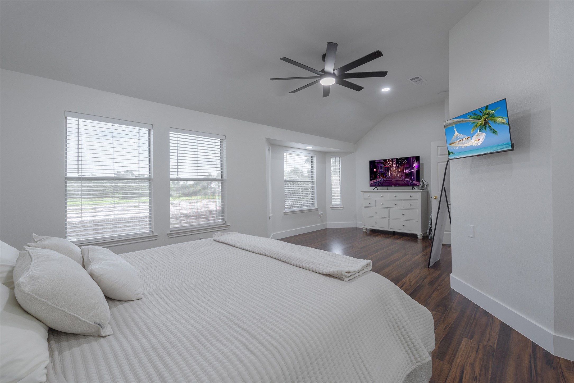 13431 Yaupon Holly Lane Property Photo 21