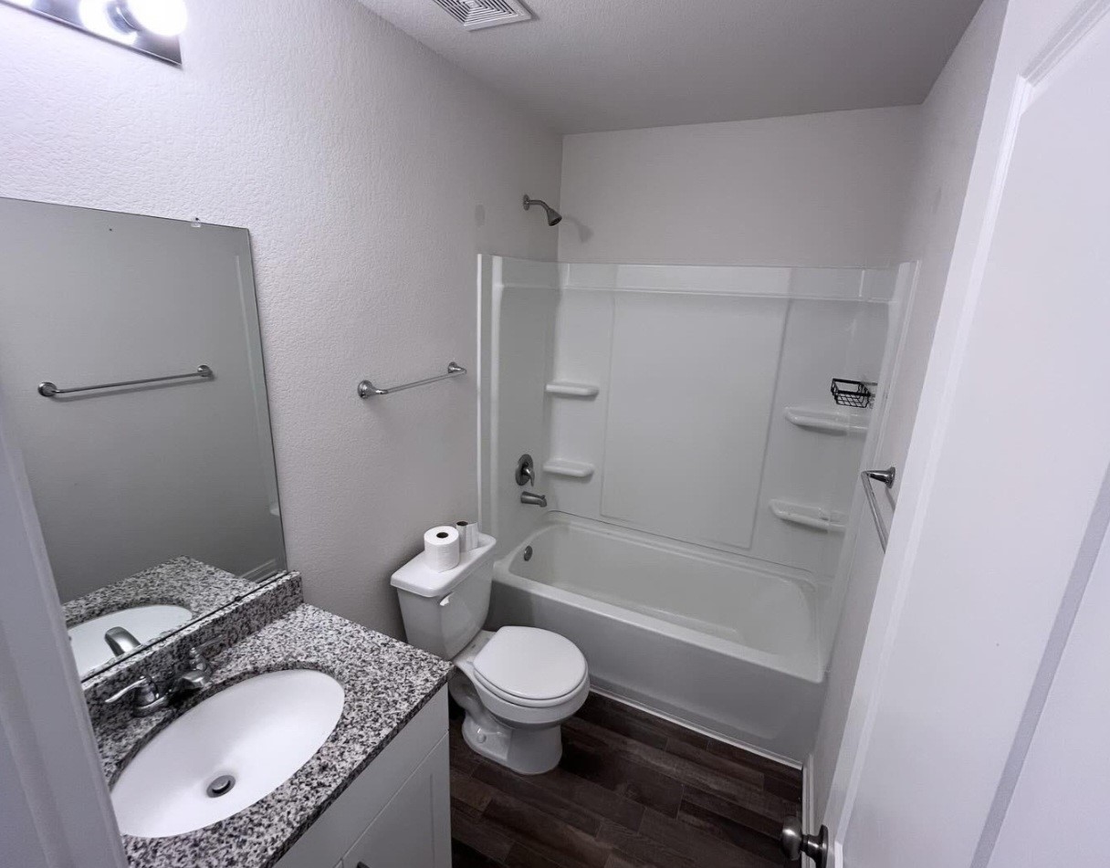 15717 Del Norte Drive Property Photo 11