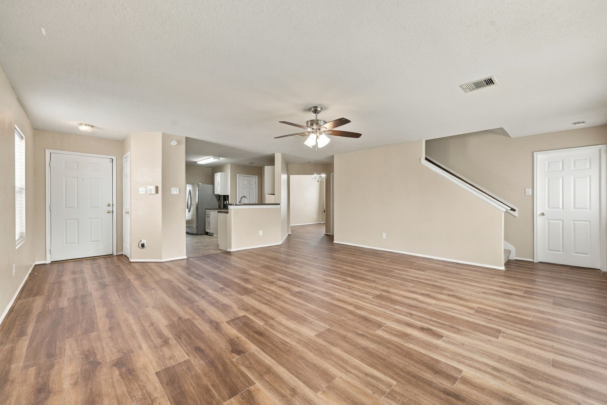 5031 Juniper Spring Trail Property Photo 5
