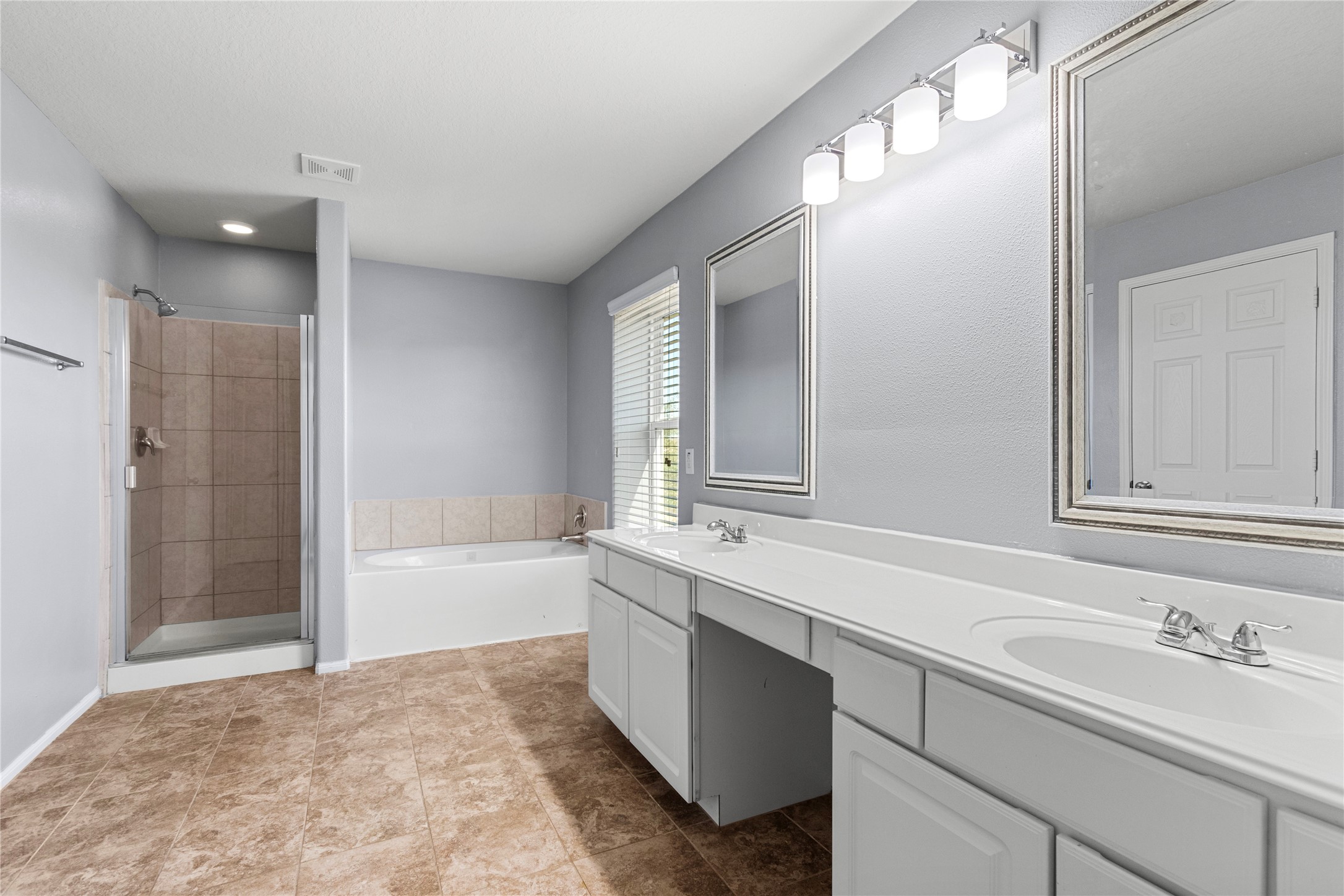5031 Juniper Spring Trail Property Photo 20