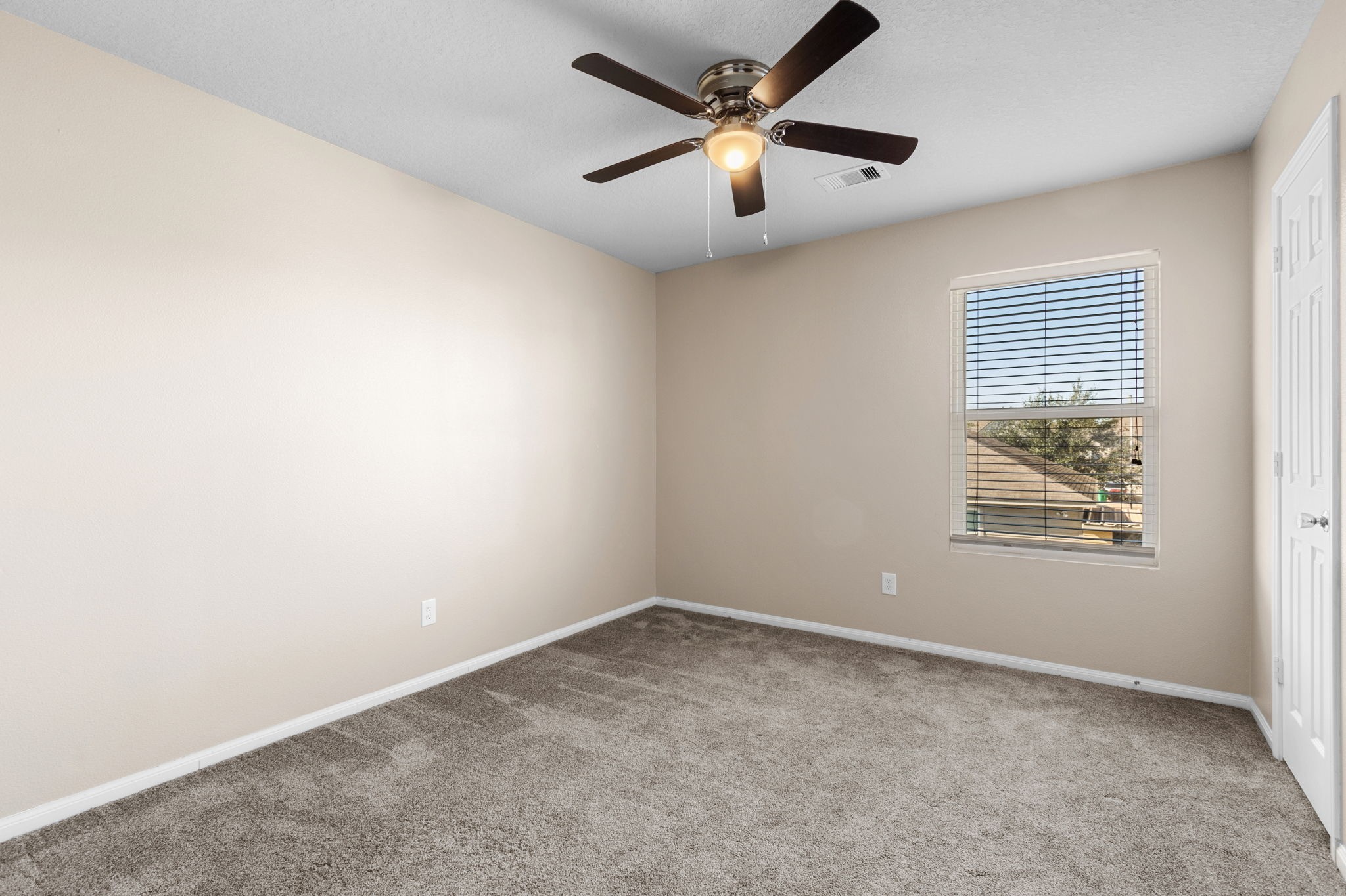 5031 Juniper Spring Trail Property Photo 26