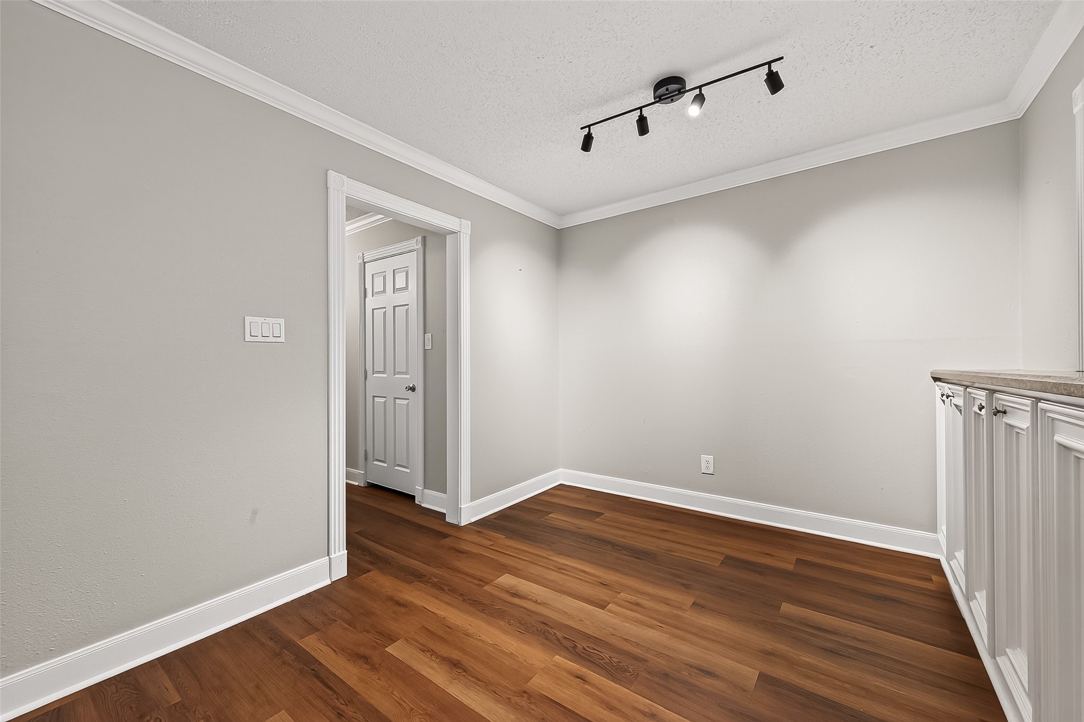 4727 Merwin Street A Property Photo 23