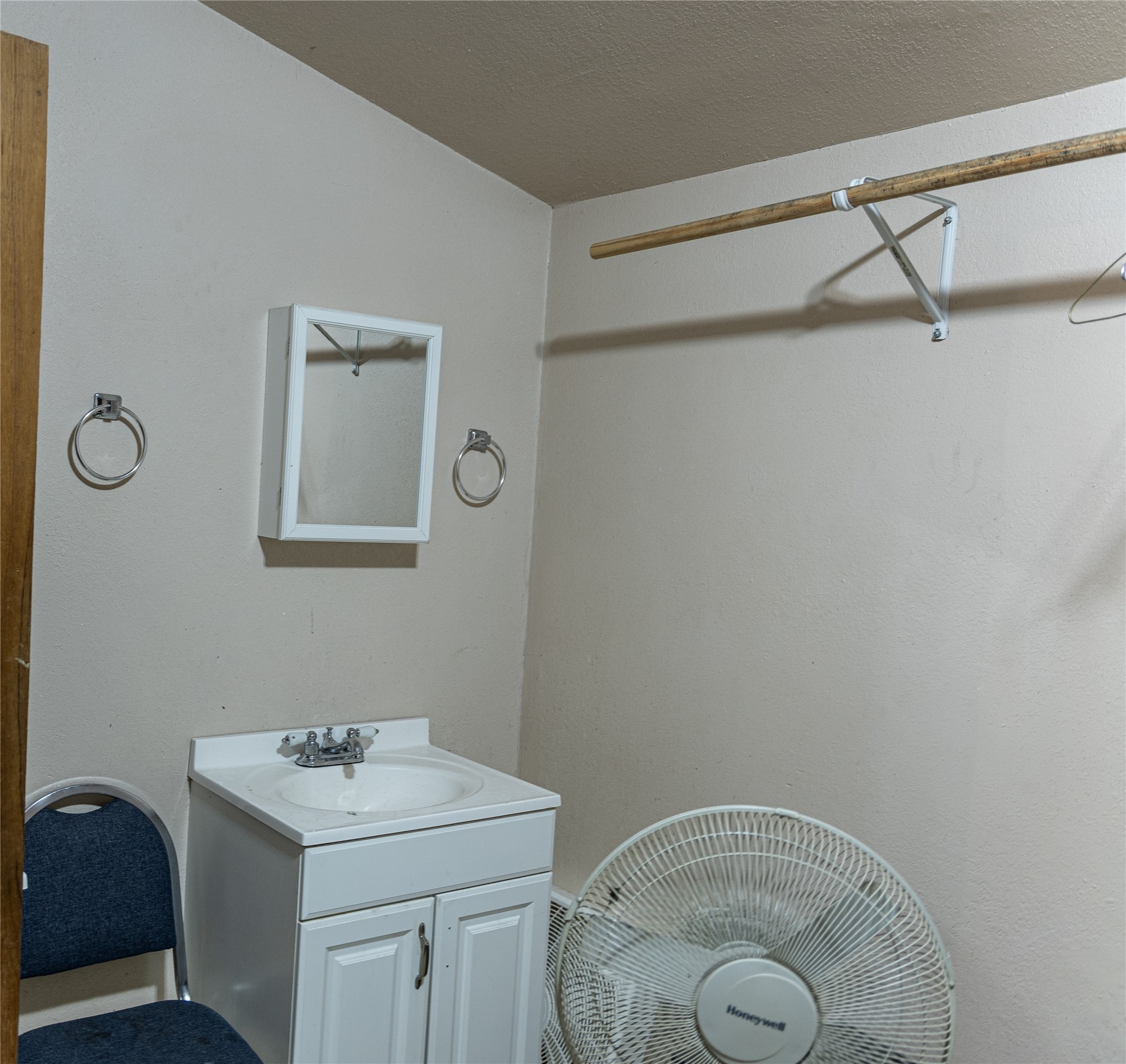 600 Ne Avenue Property Photo 31