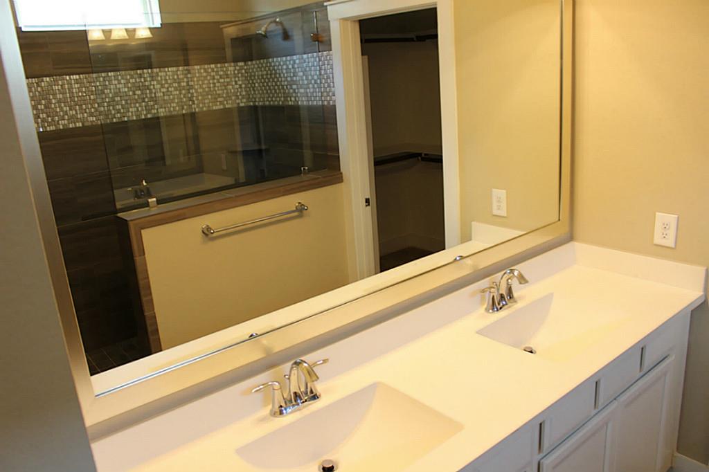 18139 Moonlit River Drive Property Photo 9