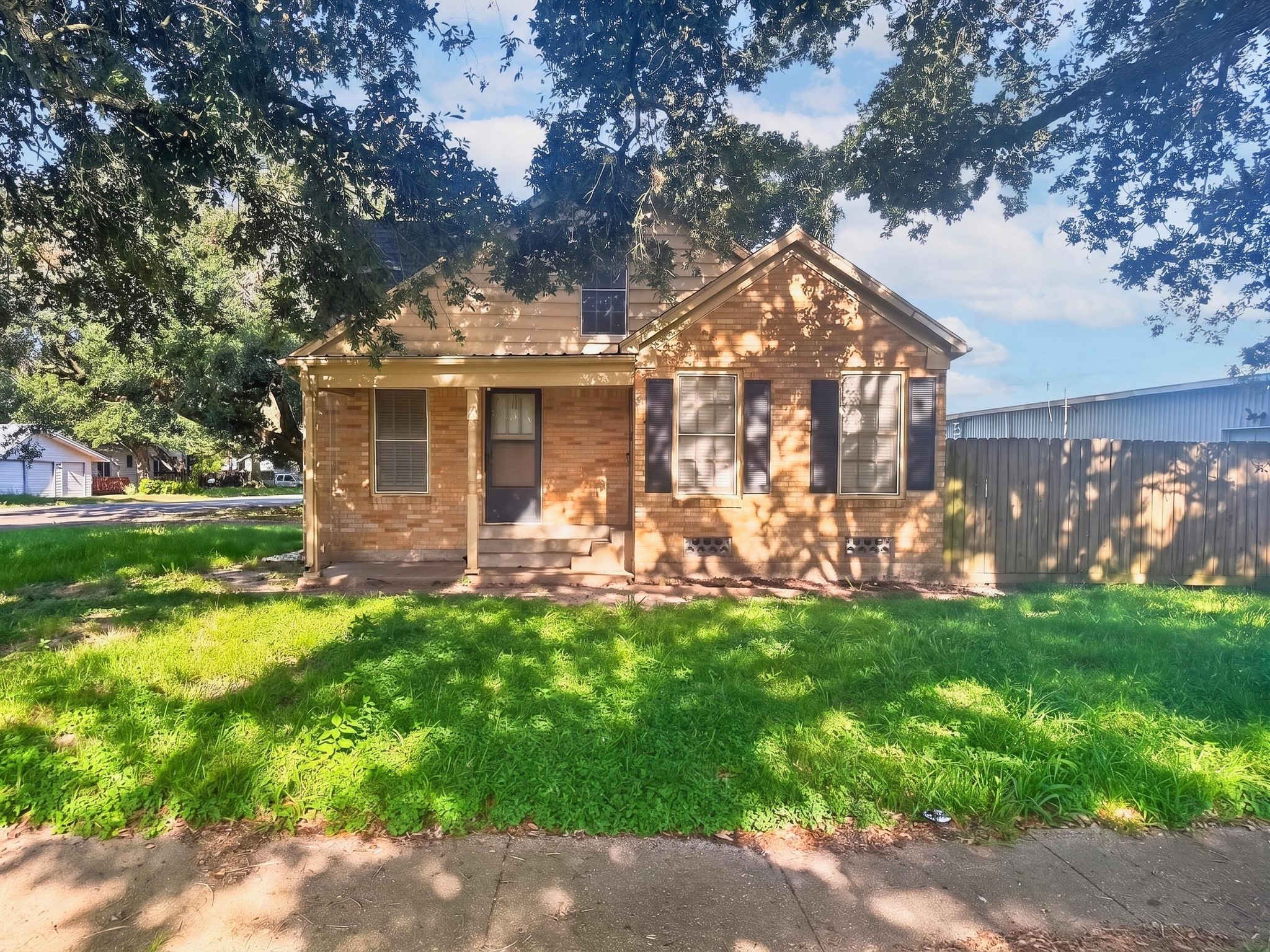 2313 Avenue L Property Photo 2