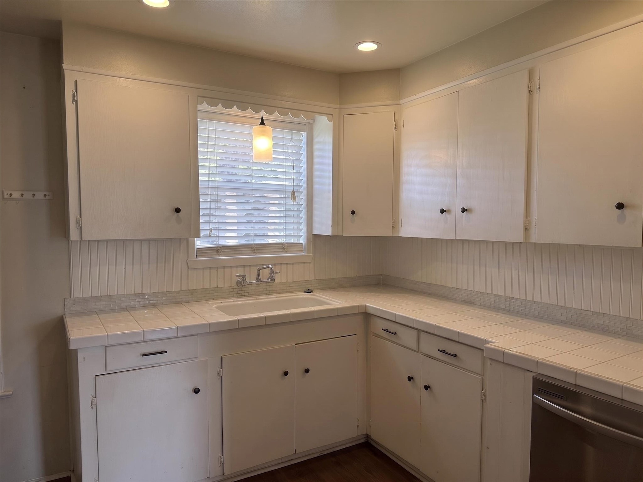 2313 Avenue L Property Photo 11