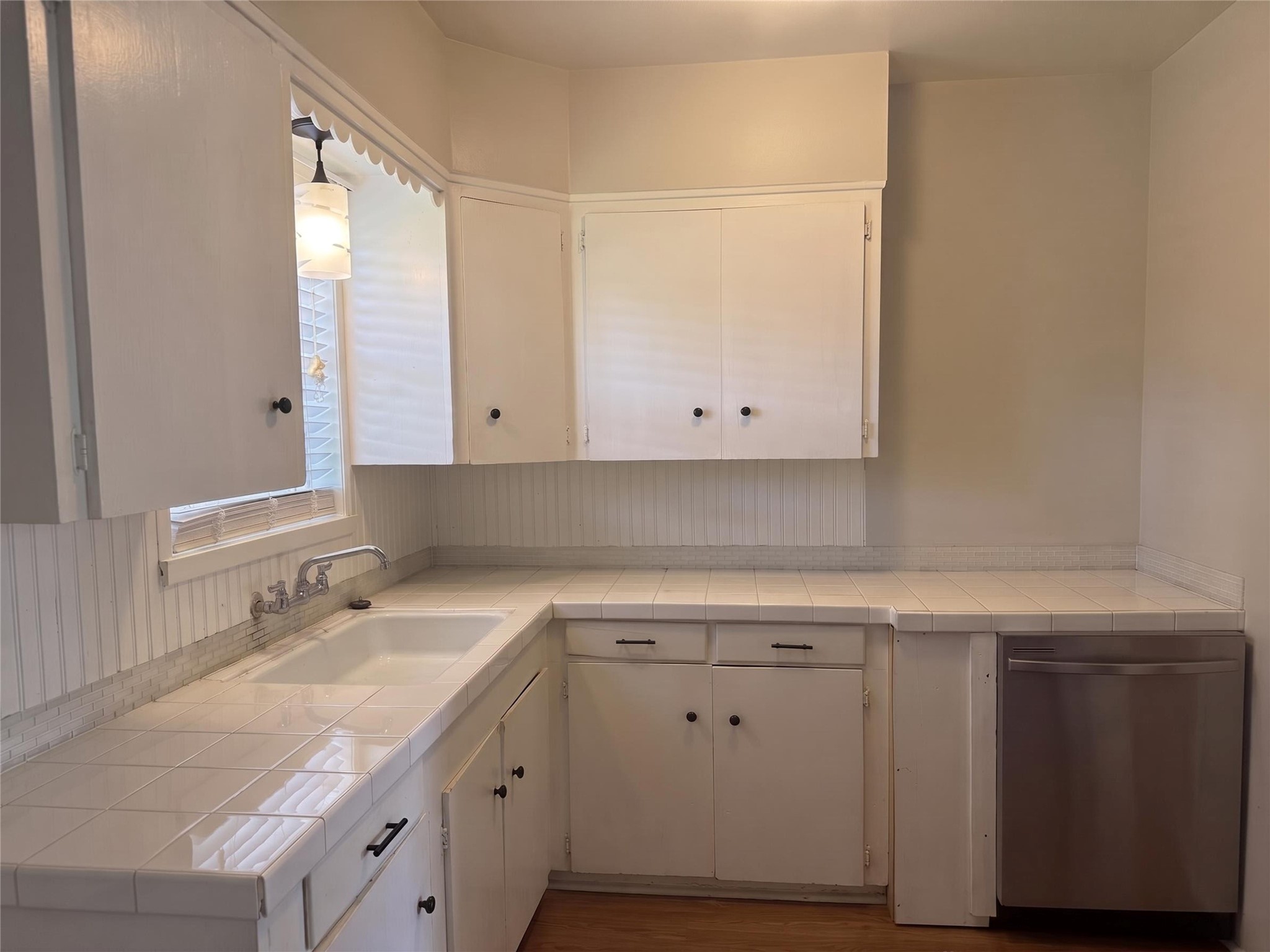 2313 Avenue L Property Photo 12