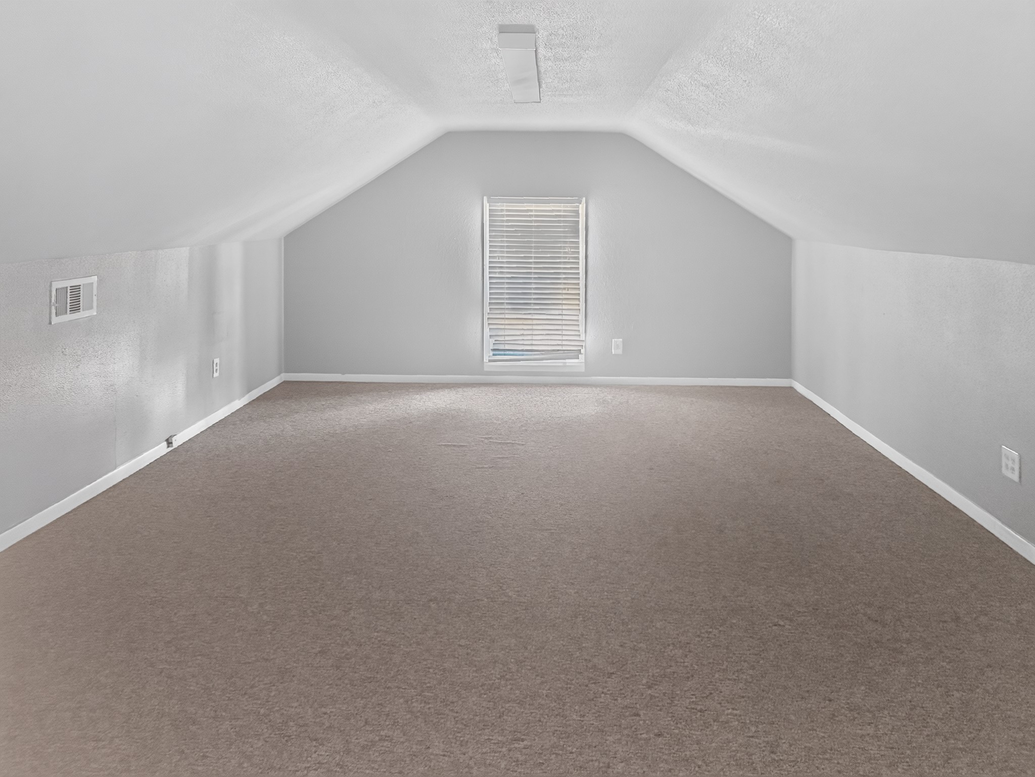 2313 Avenue L Property Photo 27