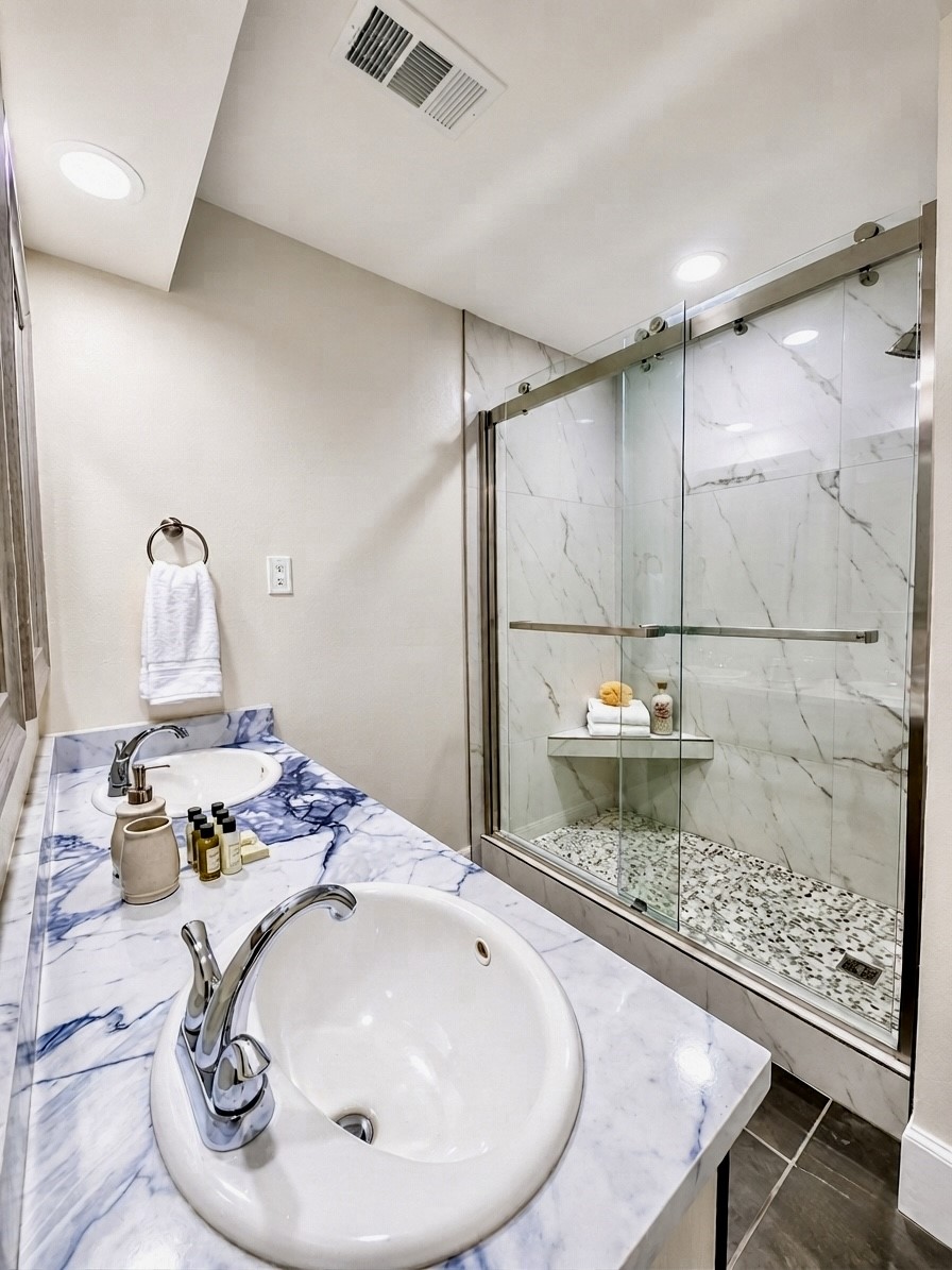 14011 Wickersham Lane Property Photo 12
