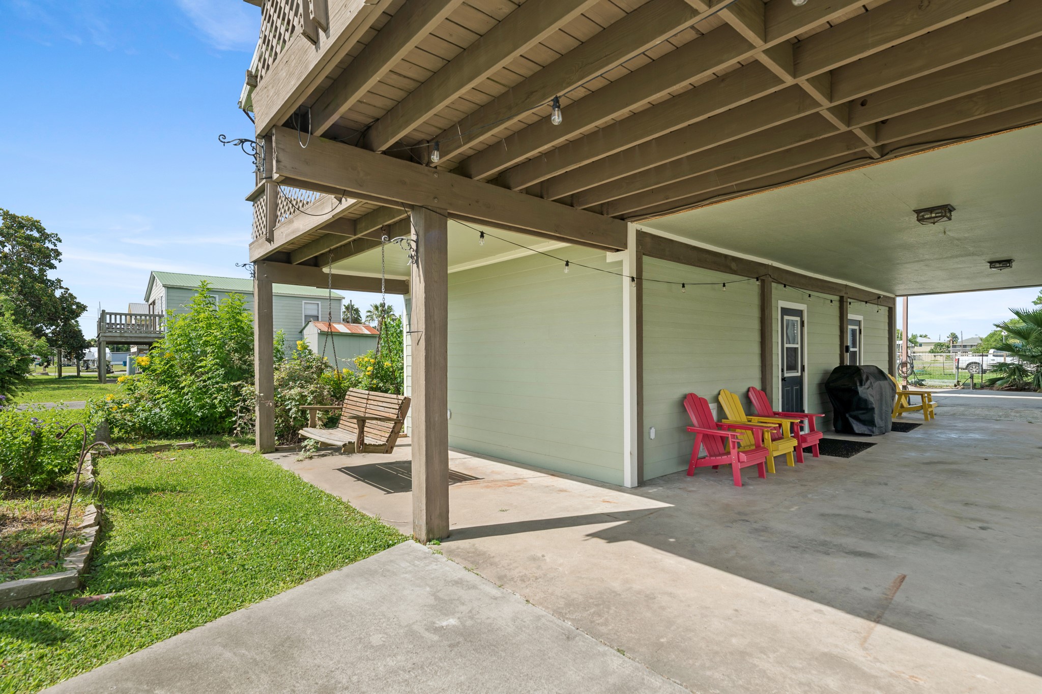 1402 Van Buren Property Photo 3