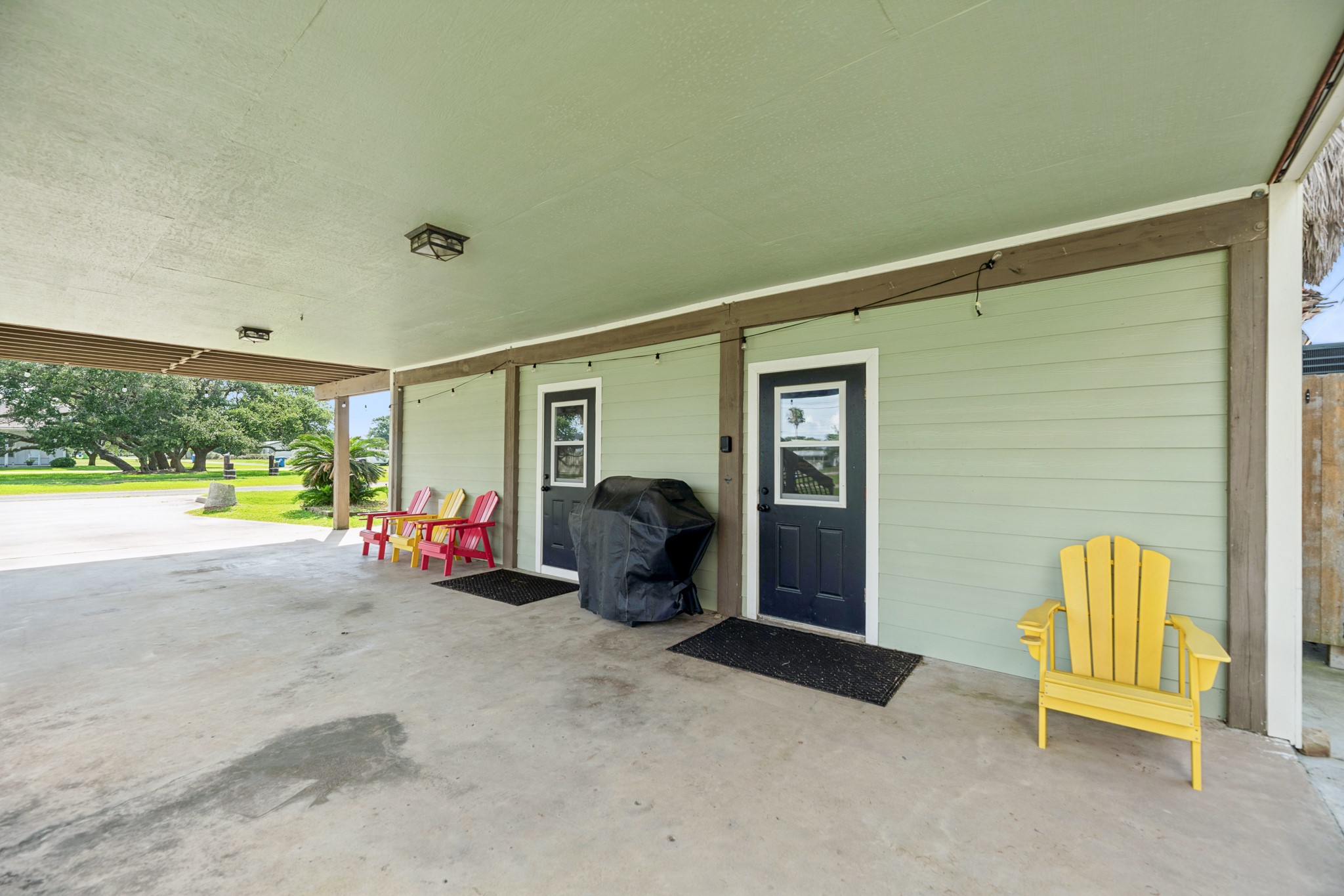 1402 Van Buren Property Photo 4
