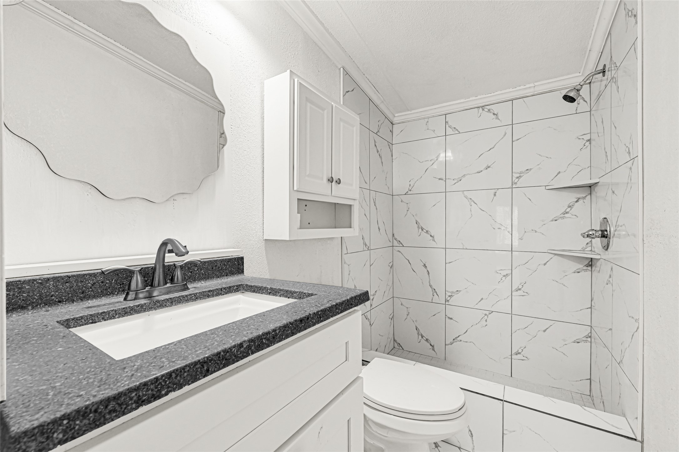 9586 Darkwood Street Property Photo 22
