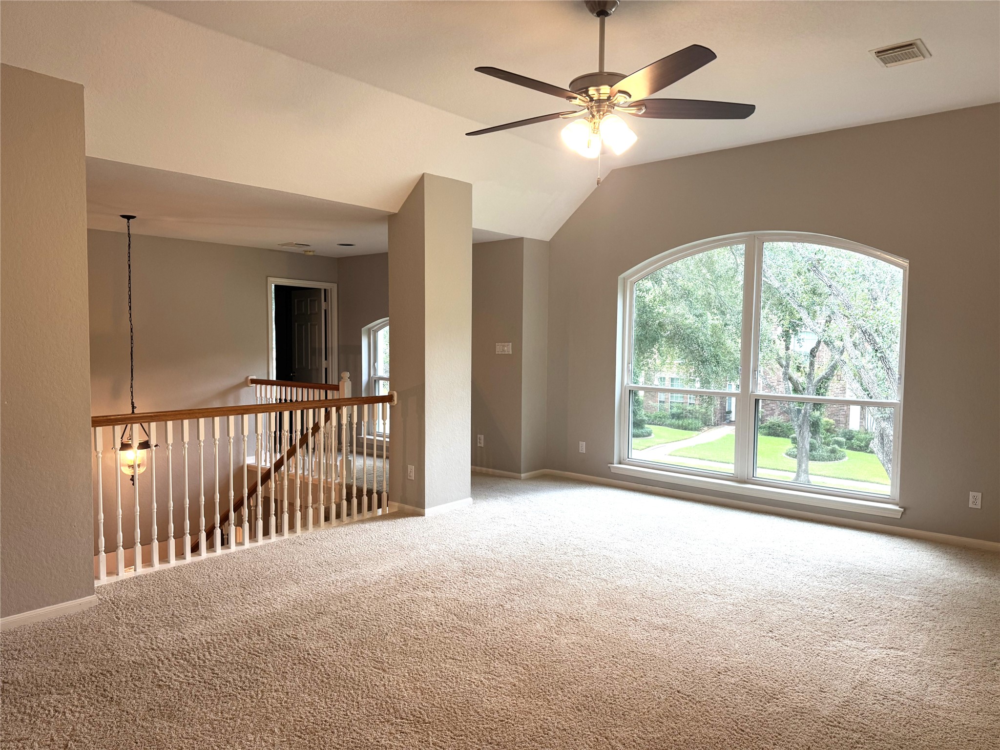 19 Oakmere Place Property Photo 16