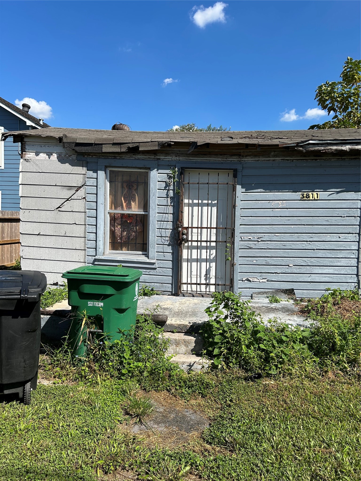 3811 Lila Street Property Photo 2