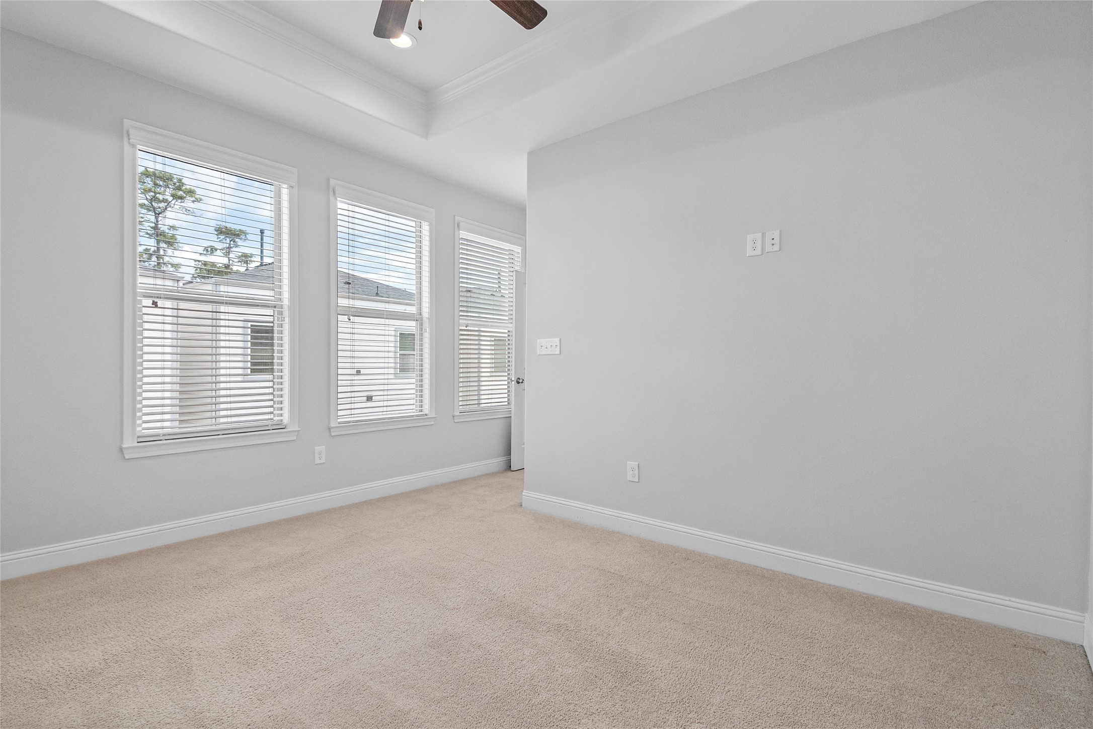 7705 Shannon Drive Property Photo 9
