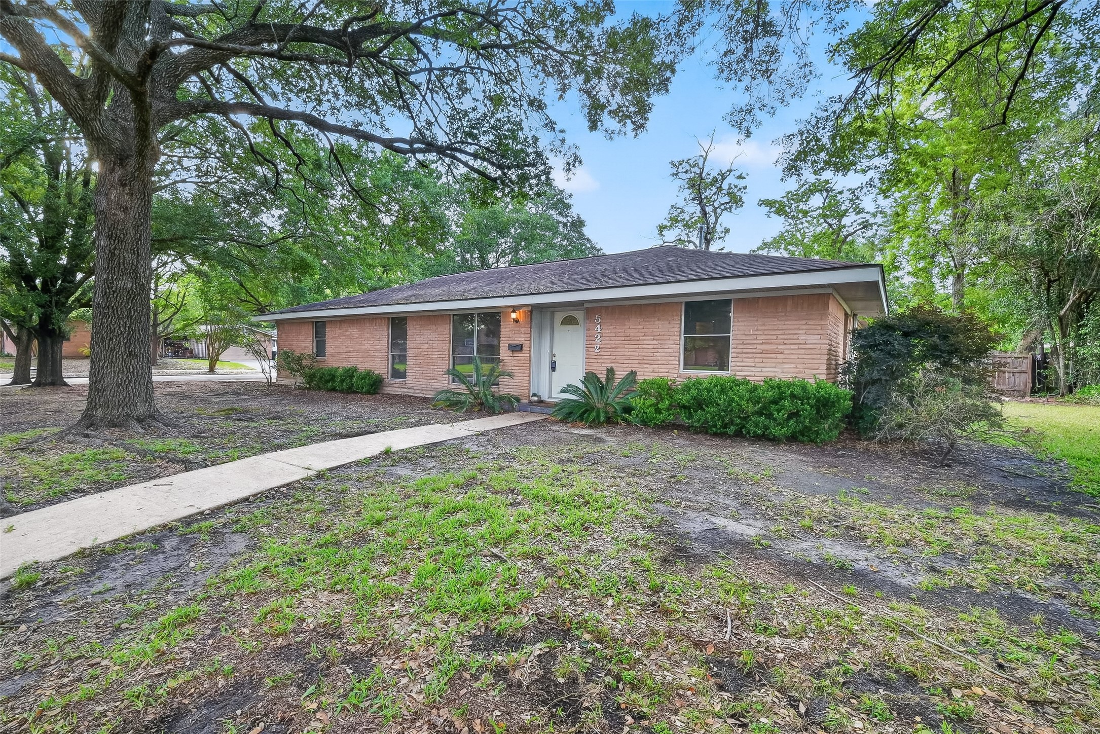 5422 Spellman Road Property Photo 1