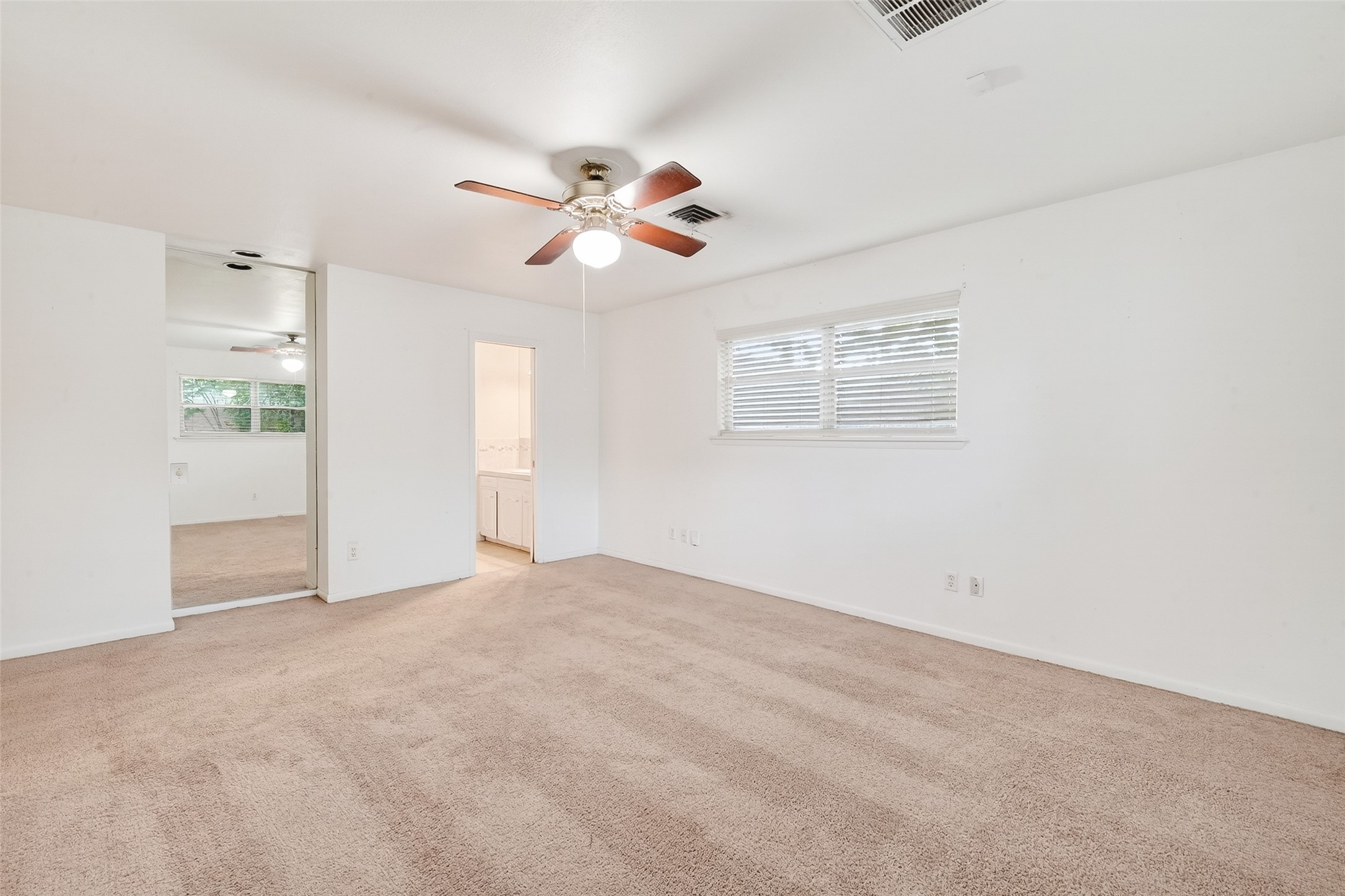 5422 Spellman Road Property Photo 13
