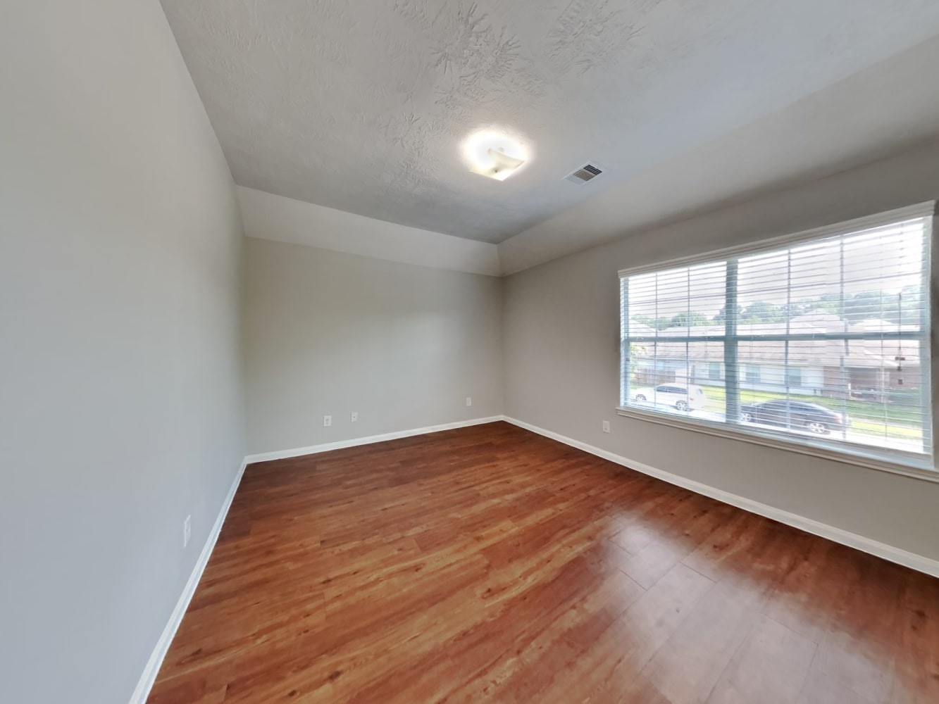 1203 Gibson Crossing Way Property Photo 7