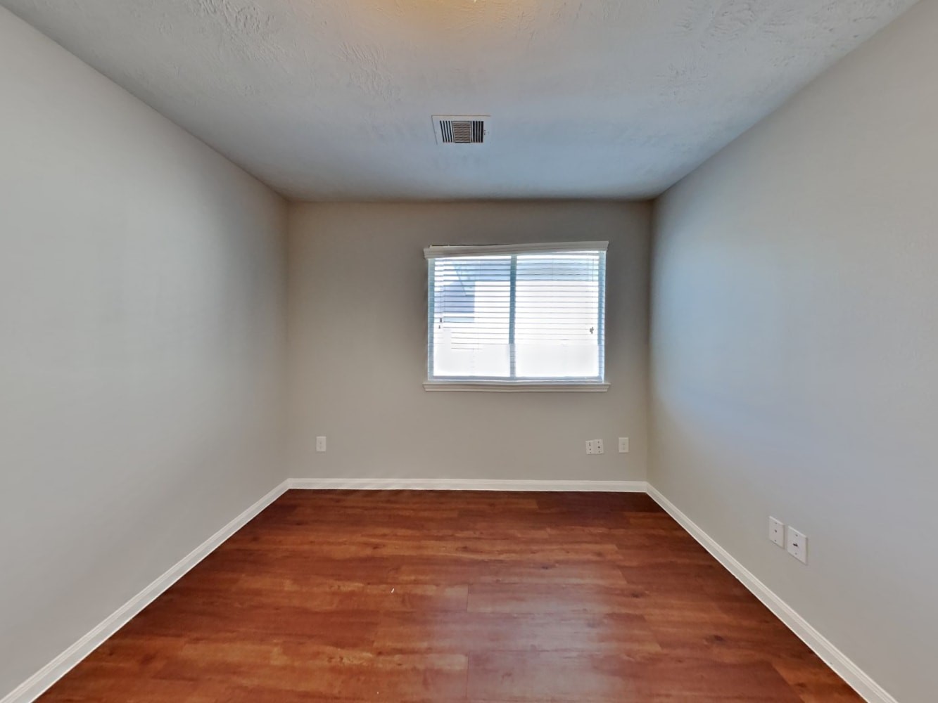 1203 Gibson Crossing Way Property Photo 9