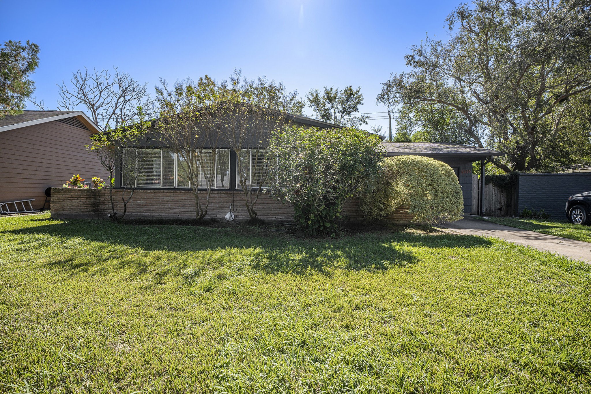 6325 Rowan Lane Property Photo 1