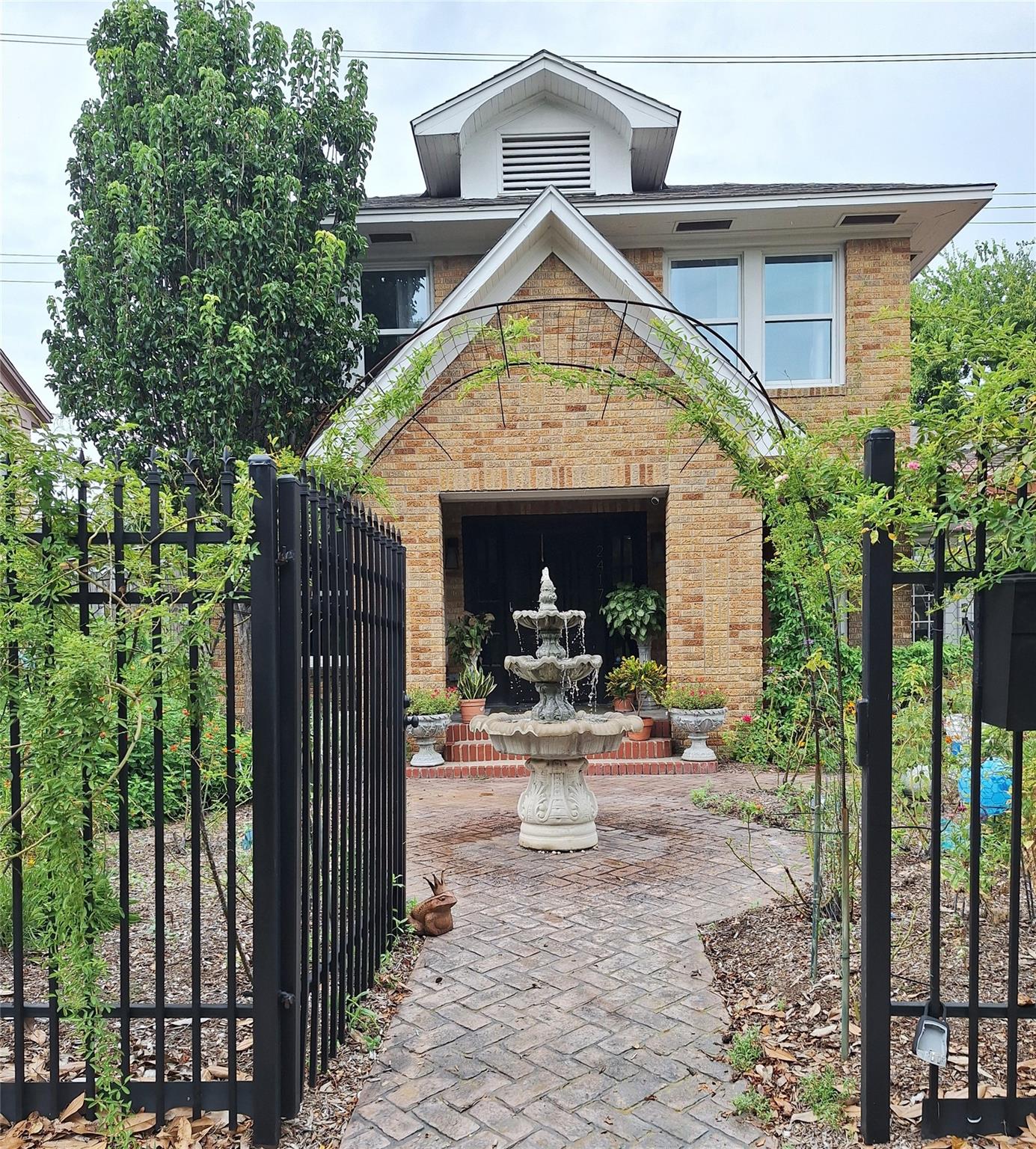 2417 Blodgett Street, Houston Tx 77004 Property Photo 2