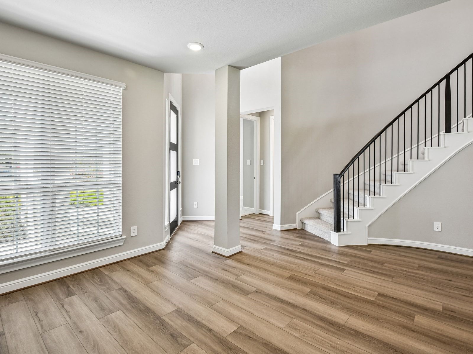 5225 Great Oaks Drive Property Photo 25