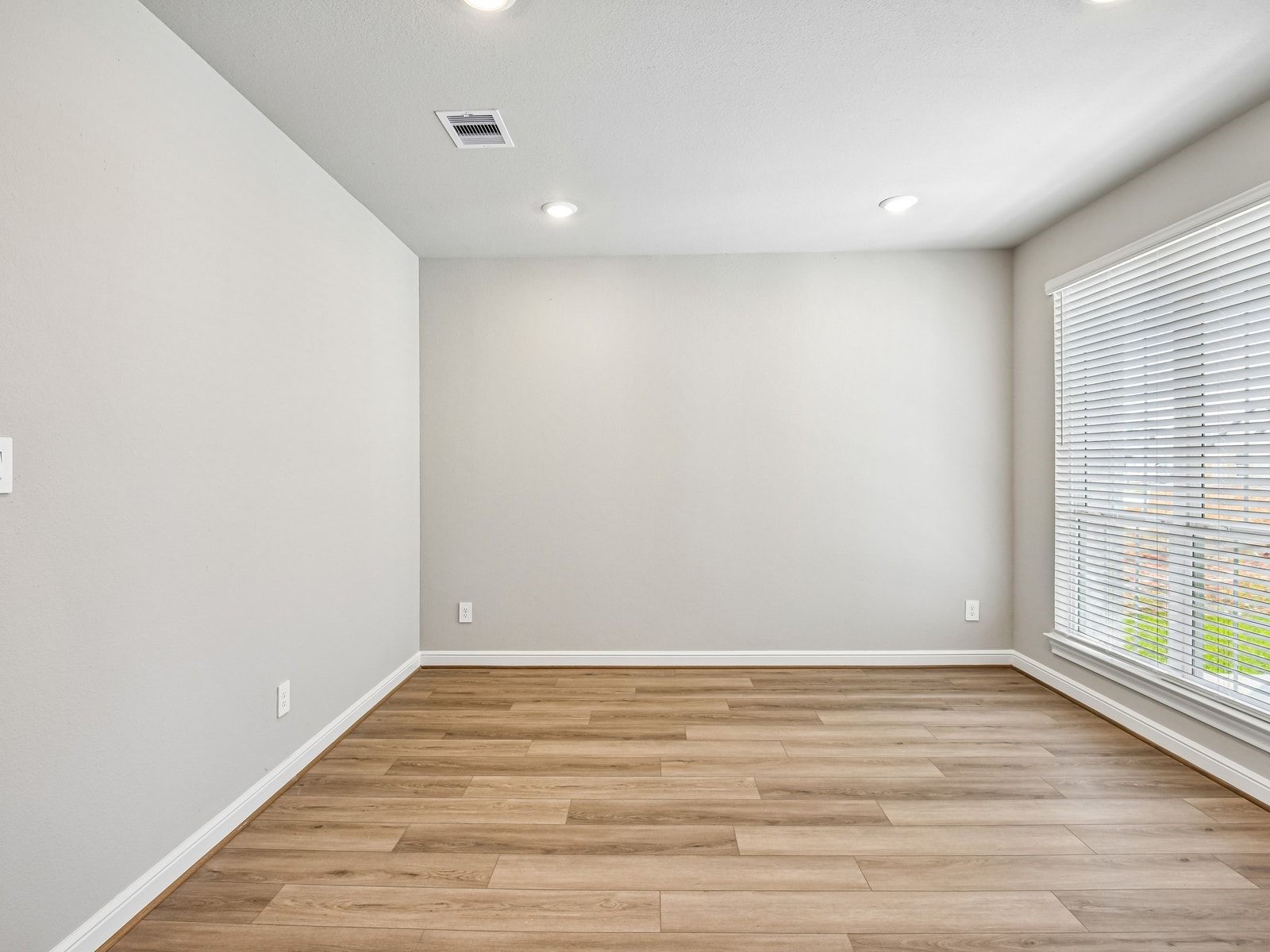 5225 Great Oaks Drive Property Photo 39