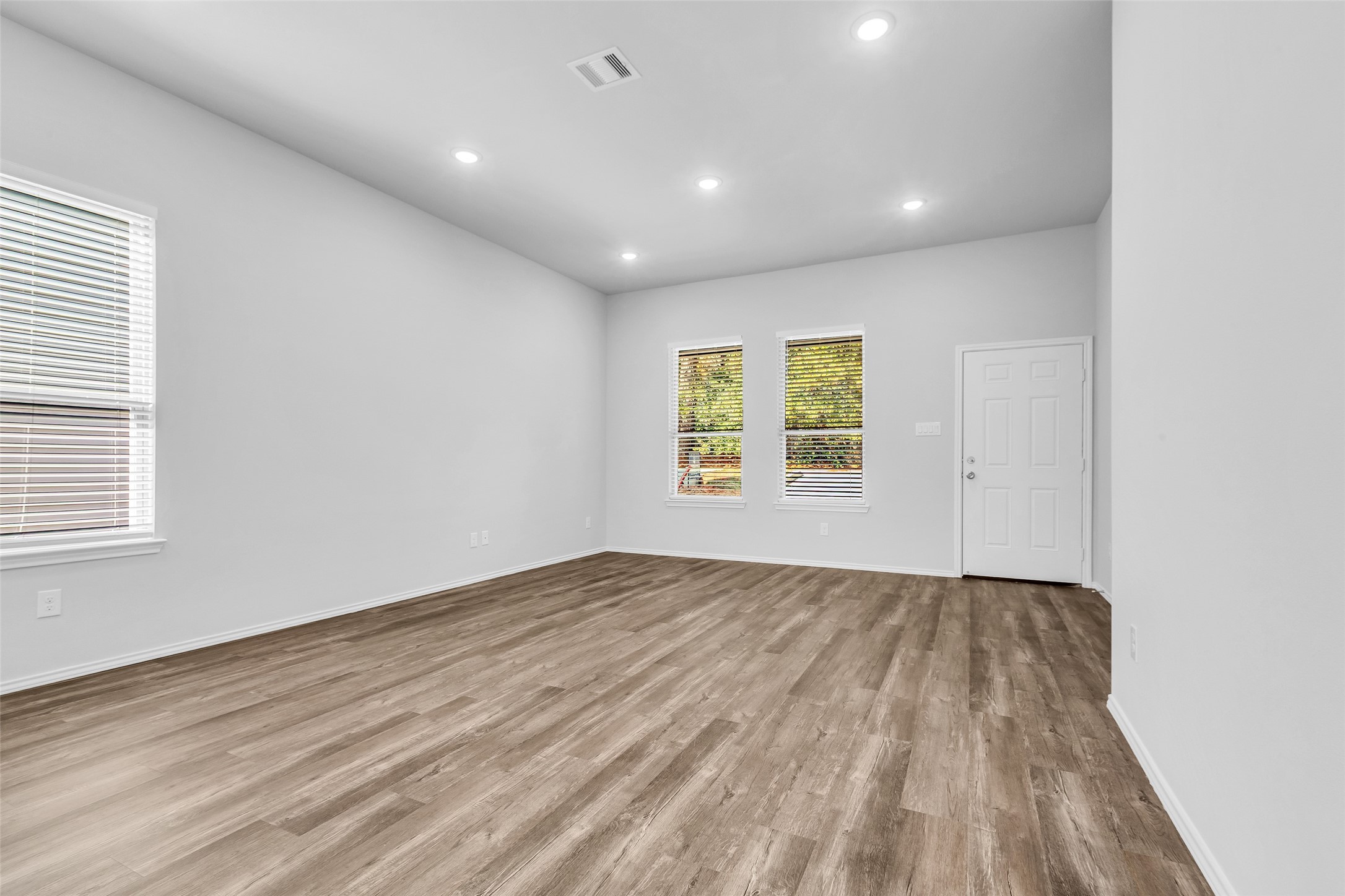 11964 Canal Street Property Photo 17
