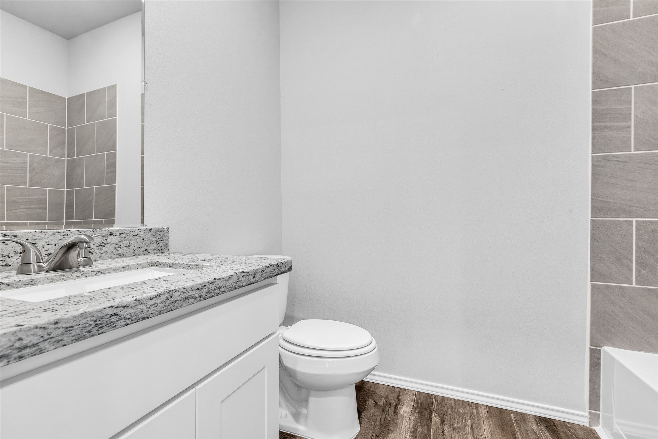 11964 Canal Street Property Photo 24