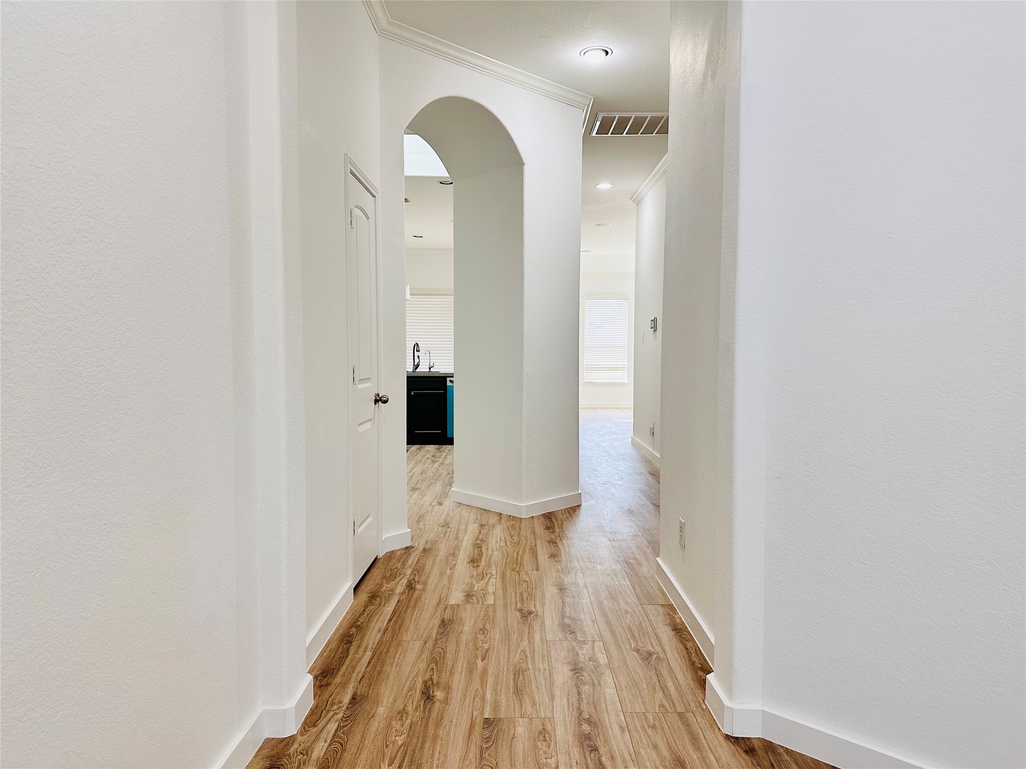 25827 Rustica Drive Property Photo 16